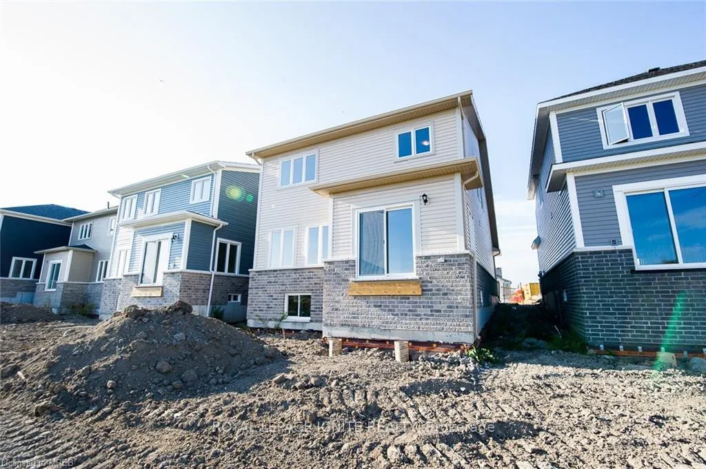 Photo 6 of 36 Oakmont Drive, Loyalist, Bath — HOMEH