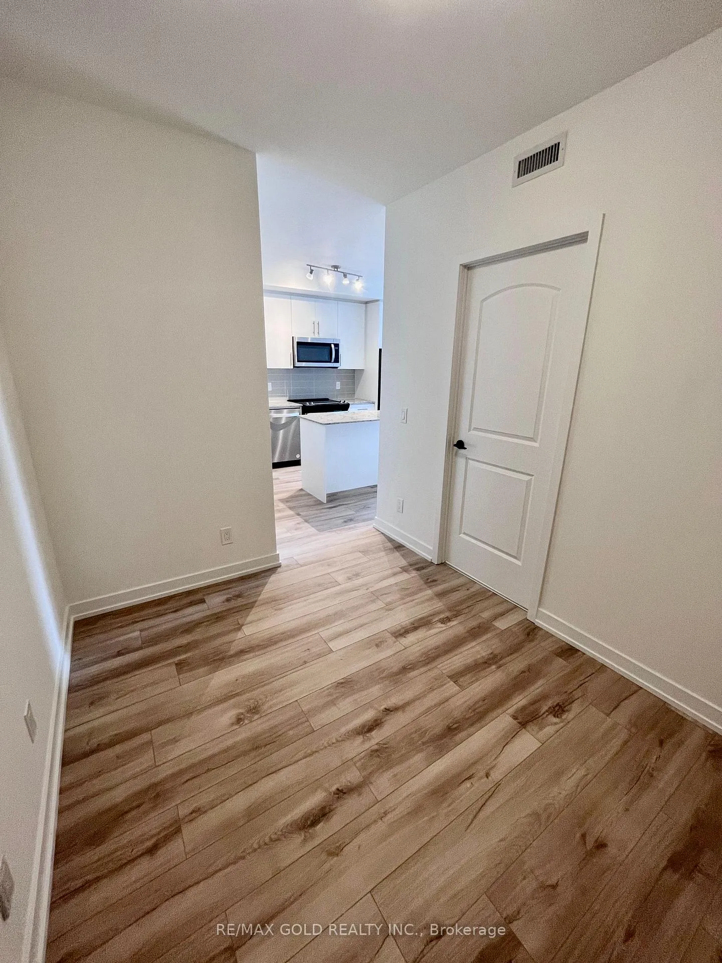Photo 9 of Unit 1209, 345 Wheat Boom Drive, Oakville, Joshua Meadows — HOMEH