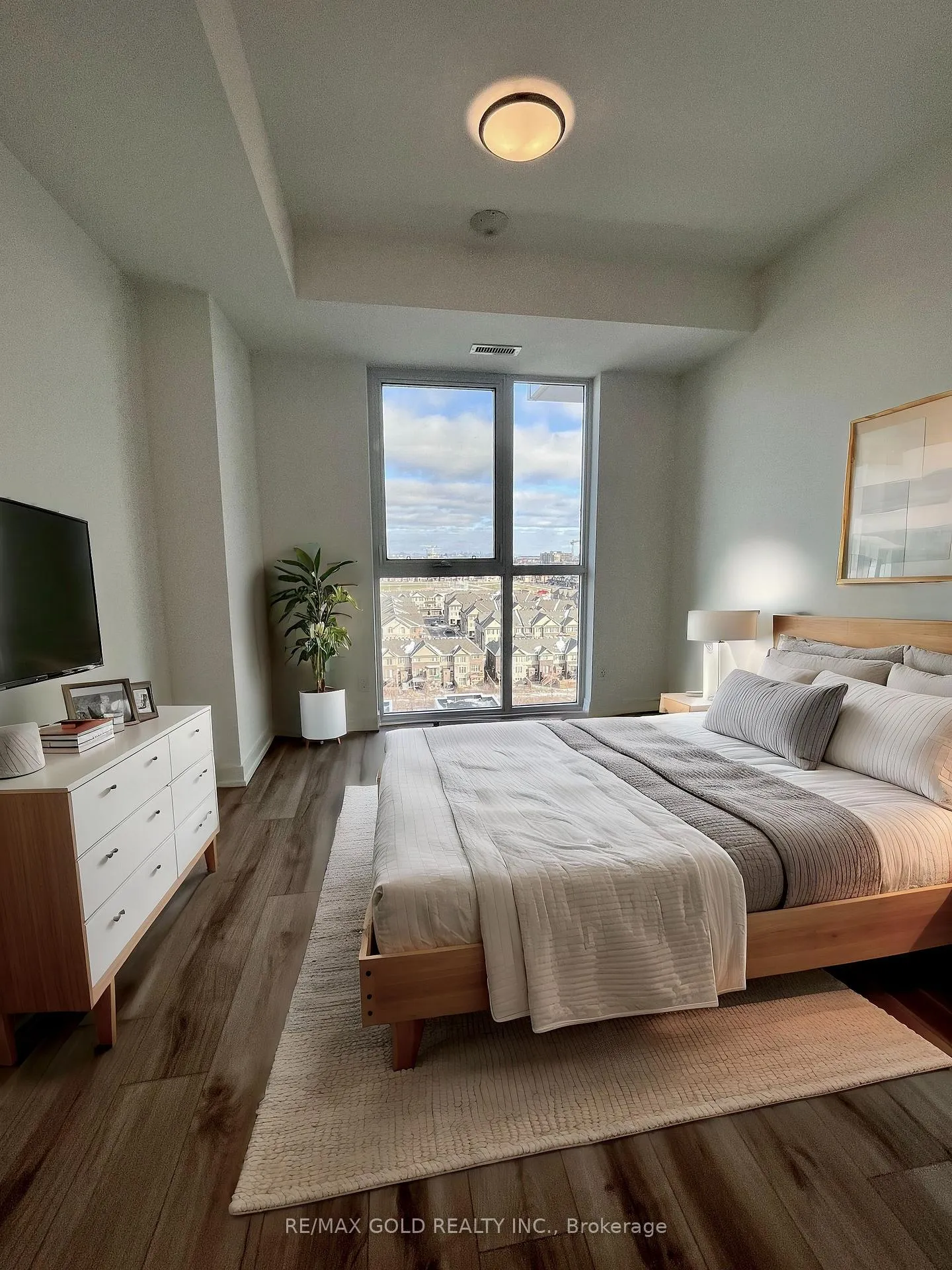 Photo 10 of Unit 1209, 345 Wheat Boom Drive, Oakville, Joshua Meadows — HOMEH