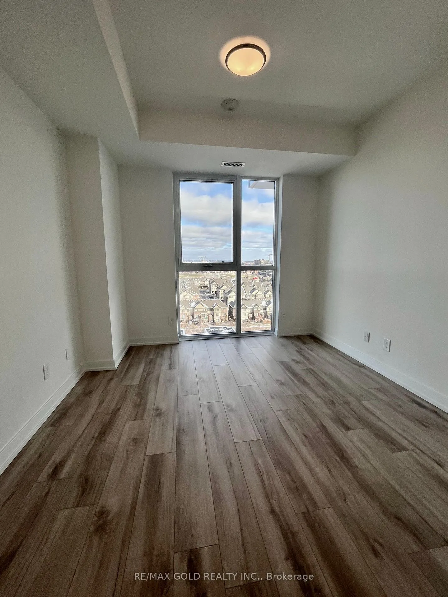 Photo 11 of Unit 1209, 345 Wheat Boom Drive, Oakville, Joshua Meadows — HOMEH