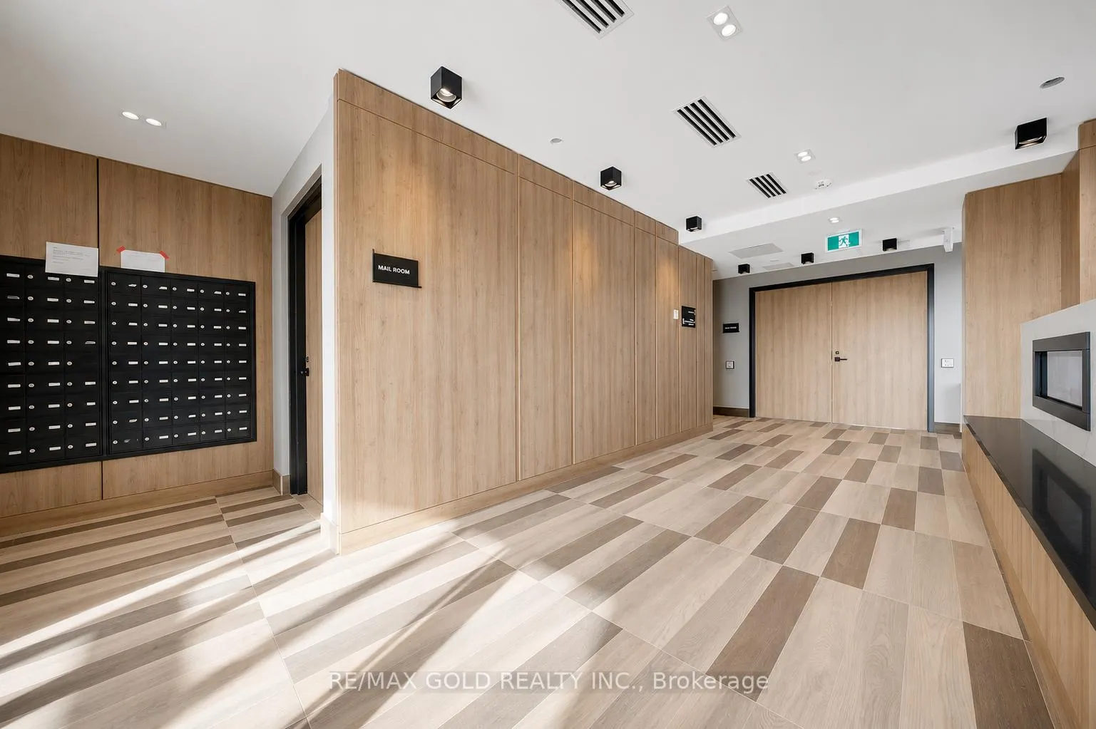 Photo 25 of Unit 1209, 345 Wheat Boom Drive, Oakville, Joshua Meadows — HOMEH
