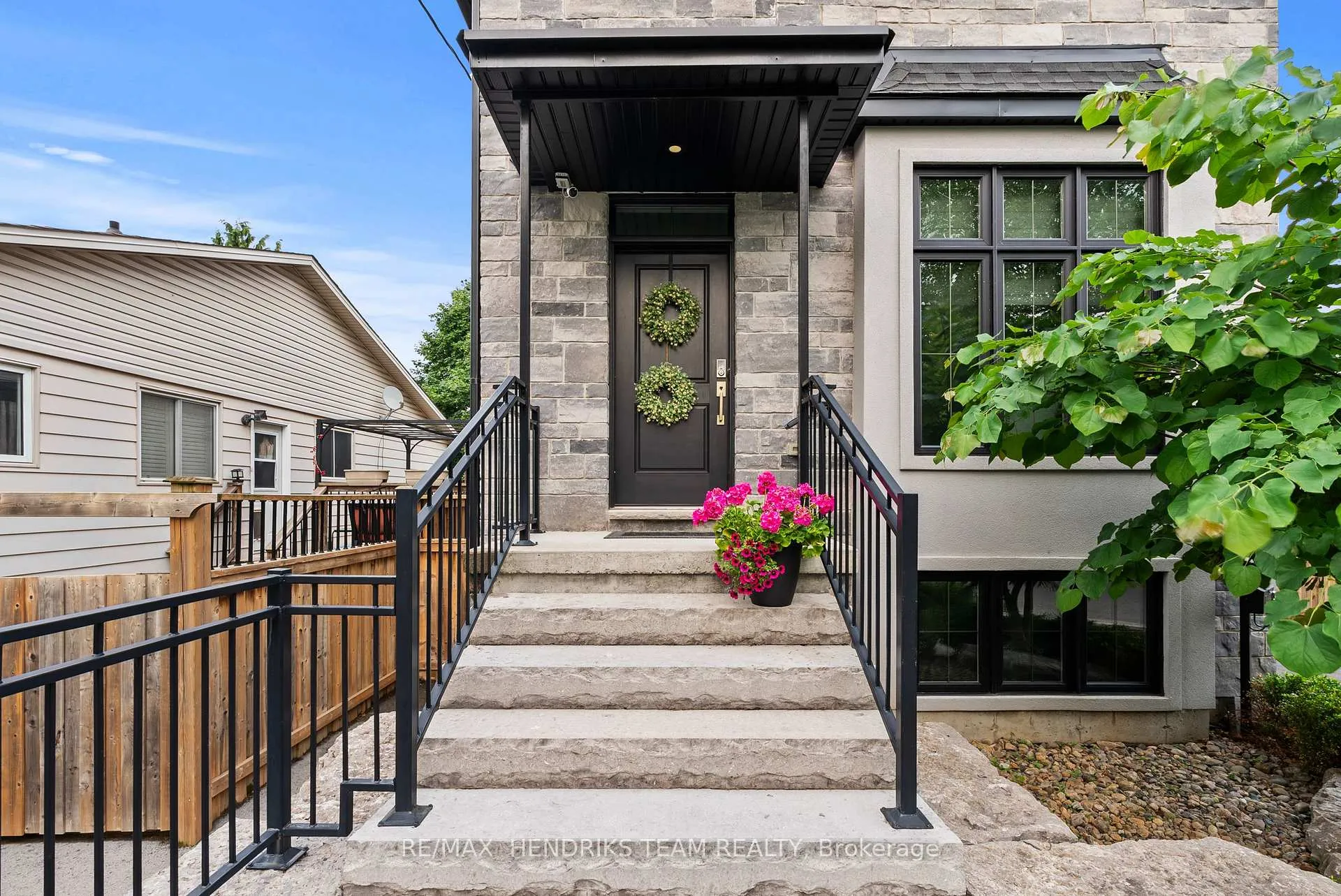 Photo 5 of 8 Stanmary Drive, St. Catharines, Fairview — HOMEH