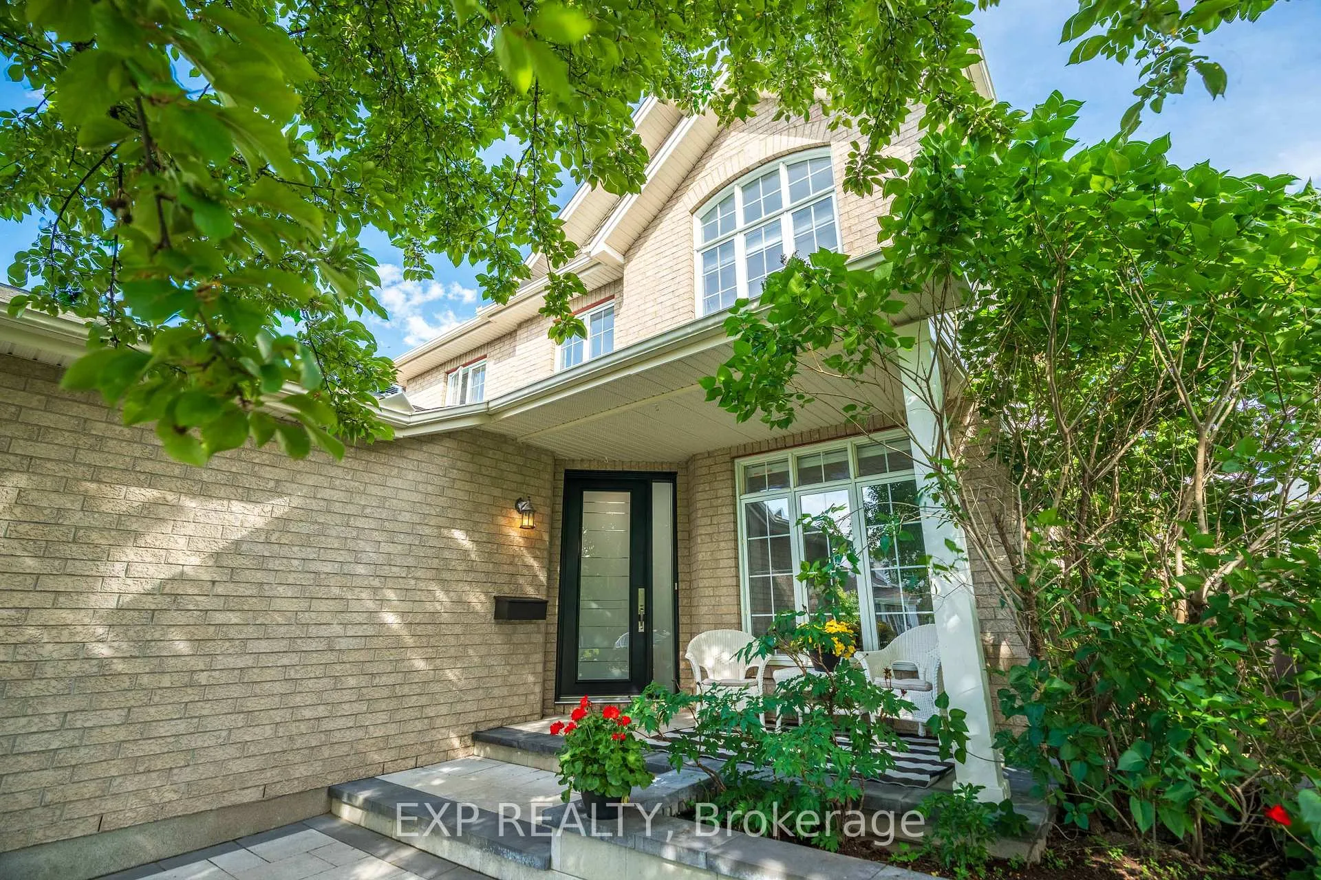 Photo 3 of 4565 Sugar Maple Drive, Ottawa, Riverside South/Gloucester Glen — HOMEH