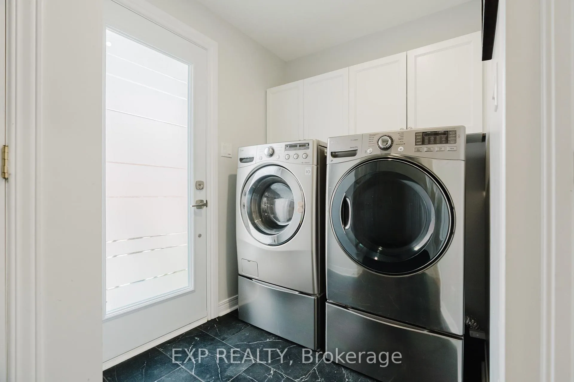 Photo 5 of 4565 Sugar Maple Drive, Ottawa, Riverside South/Gloucester Glen — HOMEH