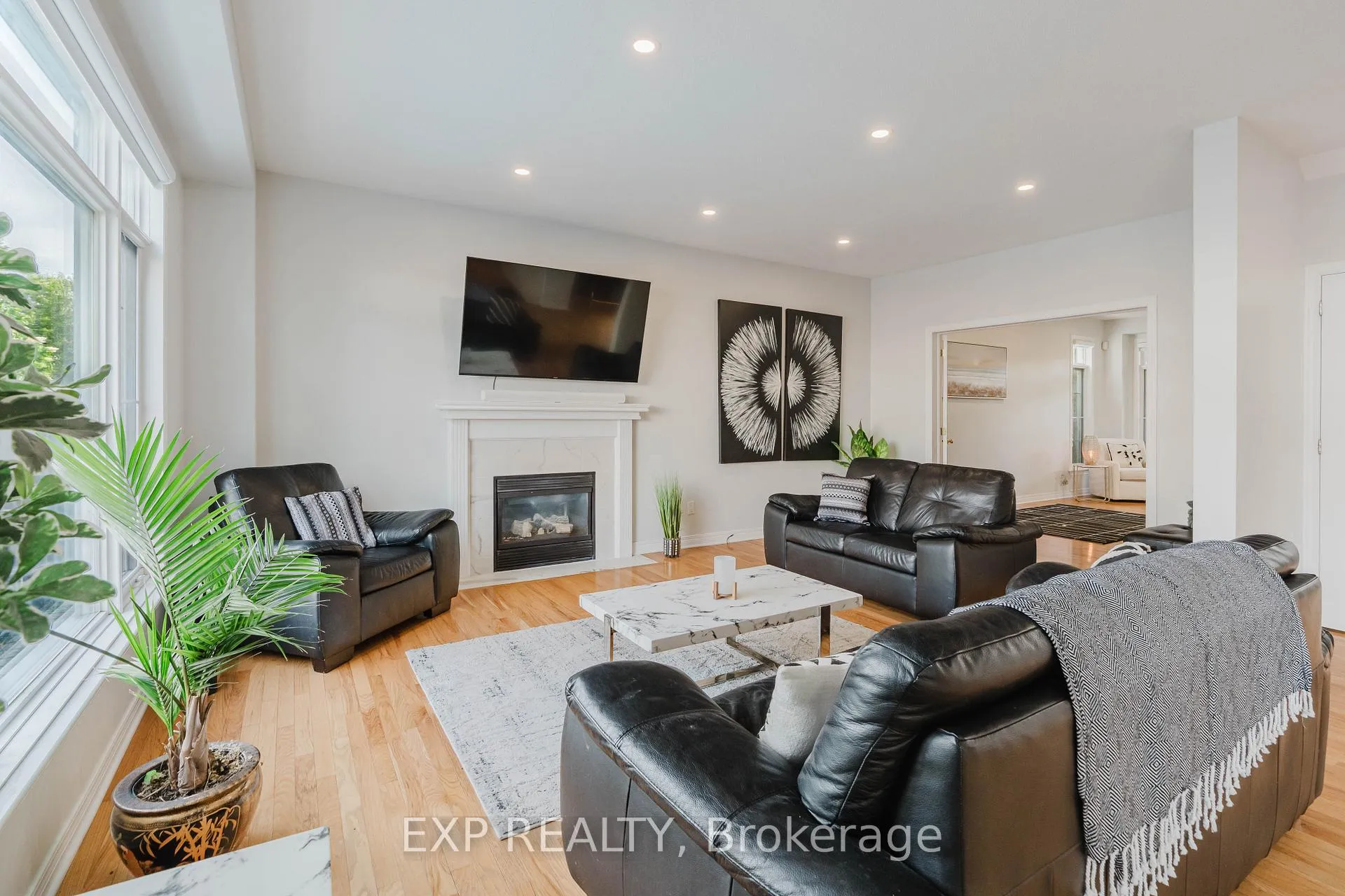 Photo 11 of 4565 Sugar Maple Drive, Ottawa, Riverside South/Gloucester Glen — HOMEH