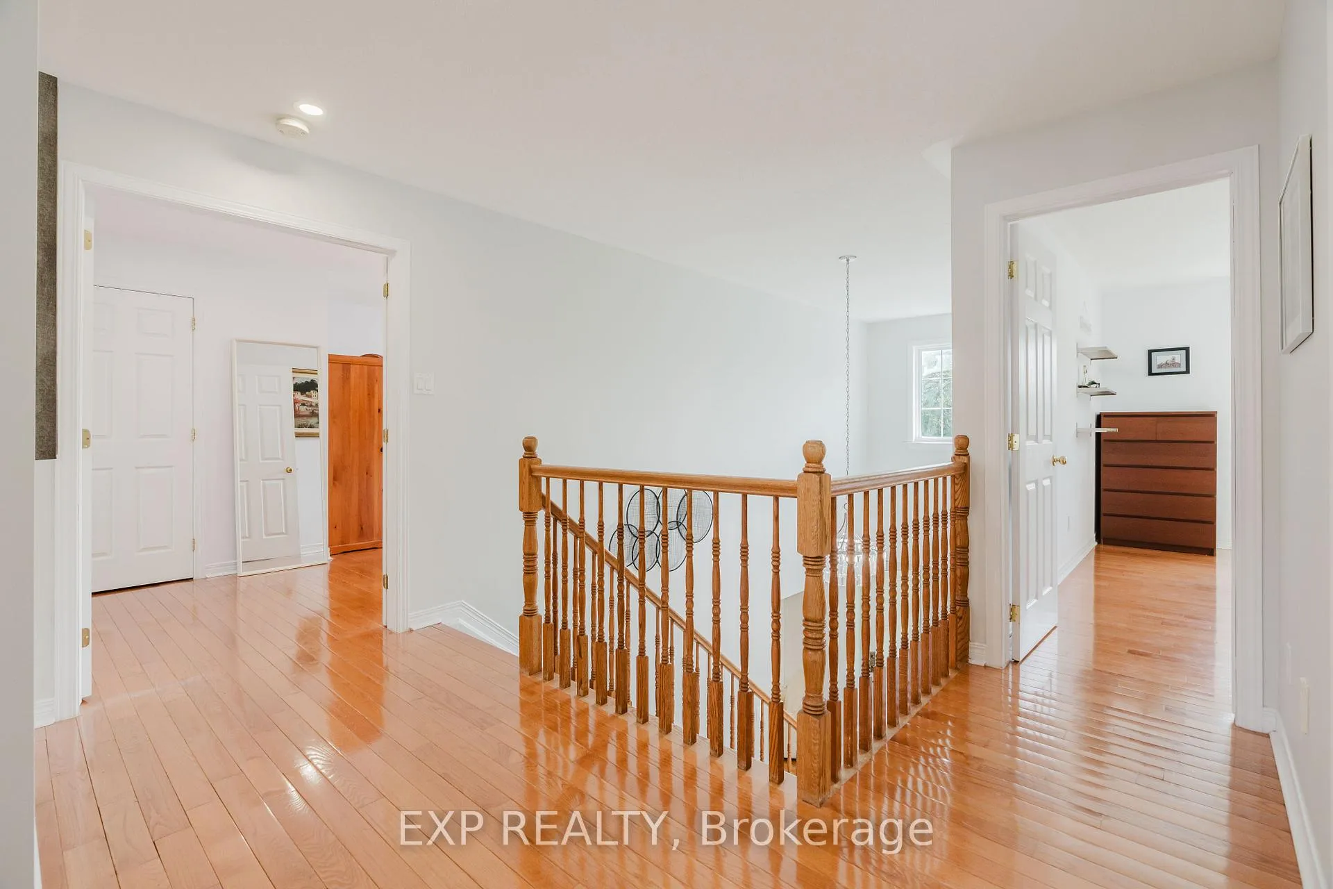 Photo 14 of 4565 Sugar Maple Drive, Ottawa, Riverside South/Gloucester Glen — HOMEH
