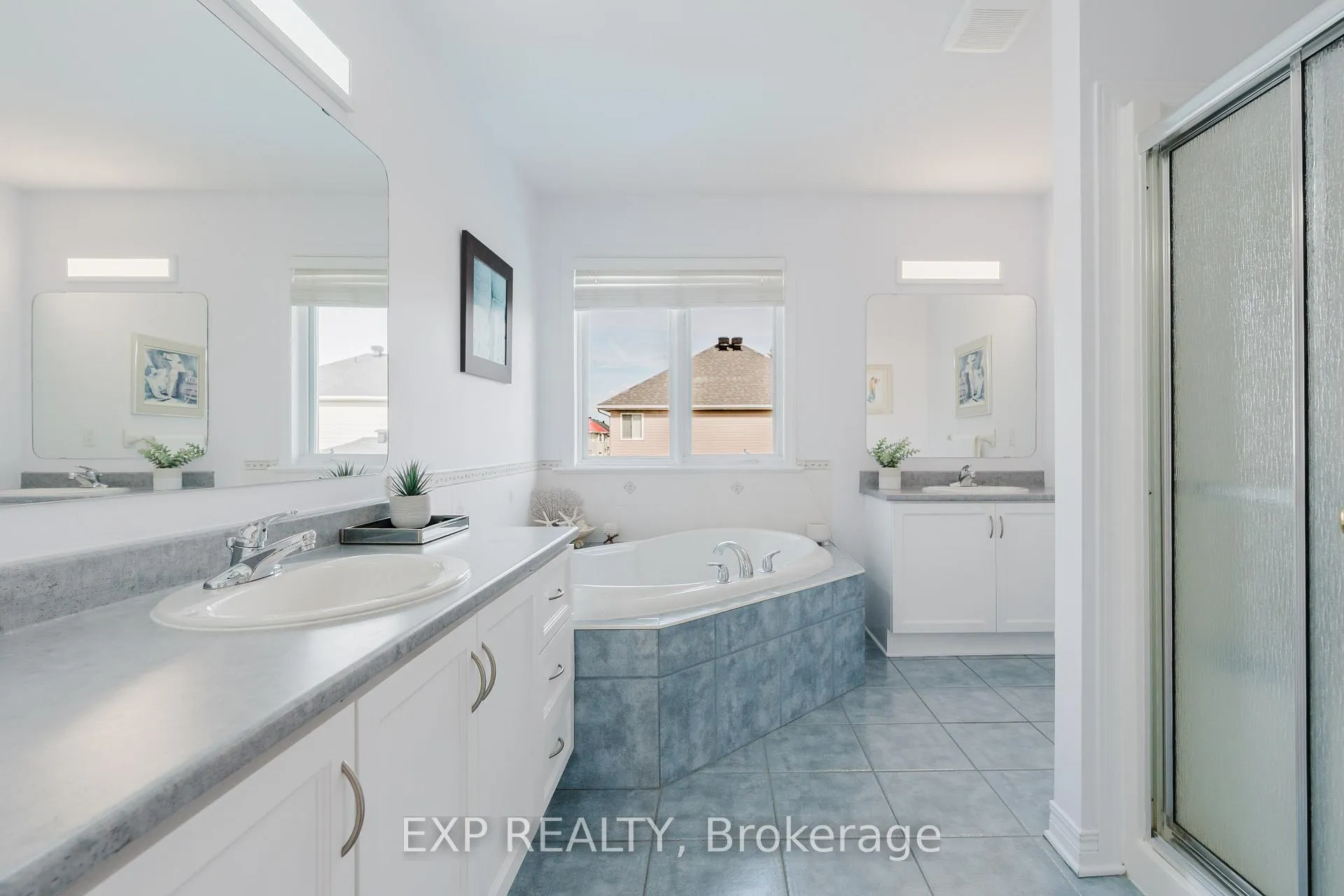Photo 16 of 4565 Sugar Maple Drive, Ottawa, Riverside South/Gloucester Glen — HOMEH