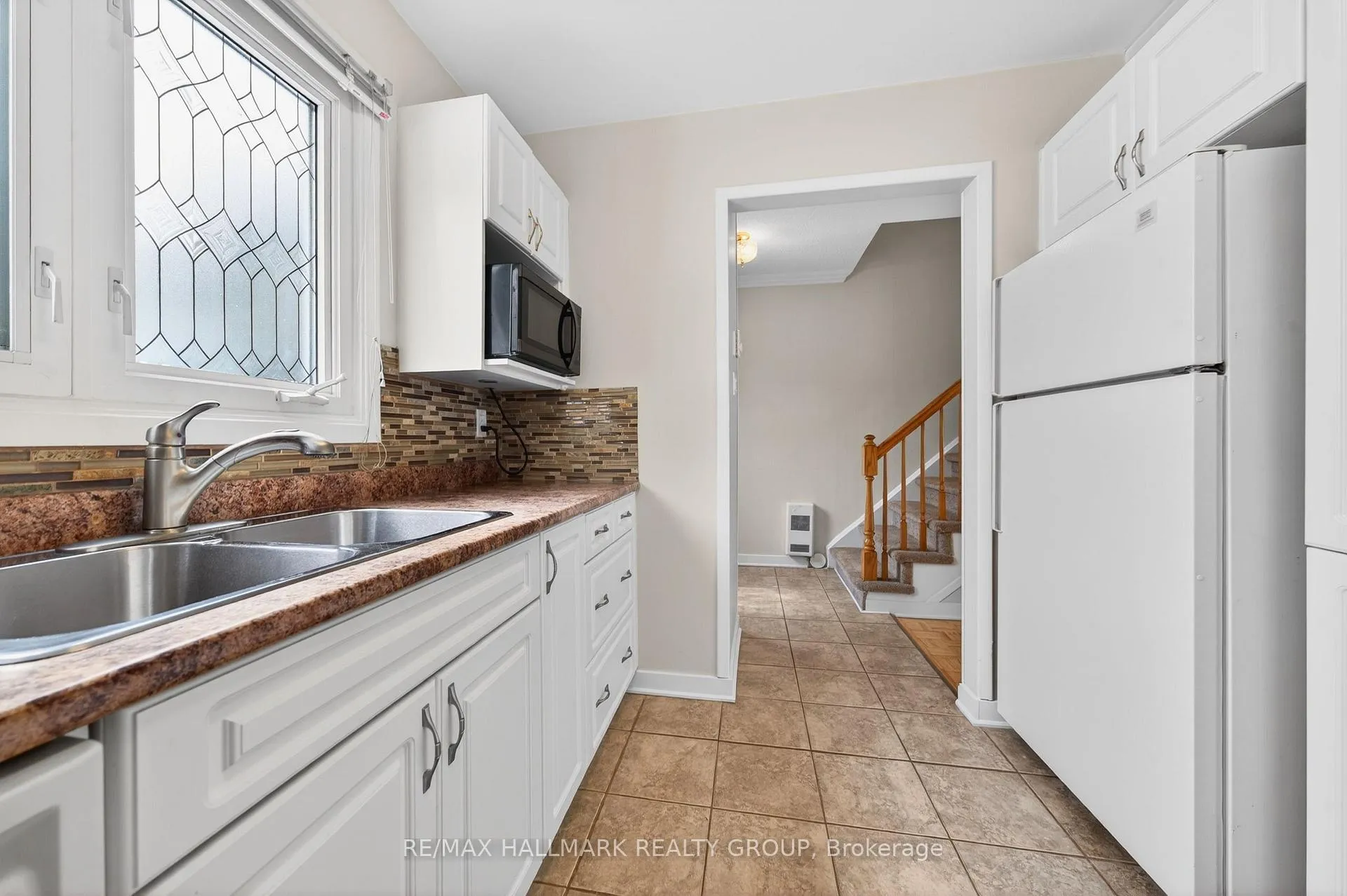 Photo 26 of Unit 8, 740 Morin Street, Ottawa, Castle Heights — HOMEH