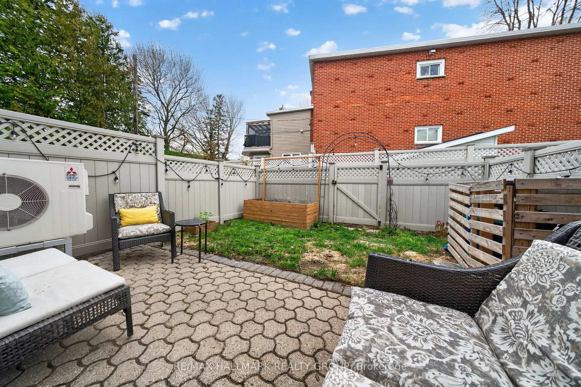 Photo 47 of Unit 8, 740 Morin Street, Ottawa, Castle Heights — HOMEH