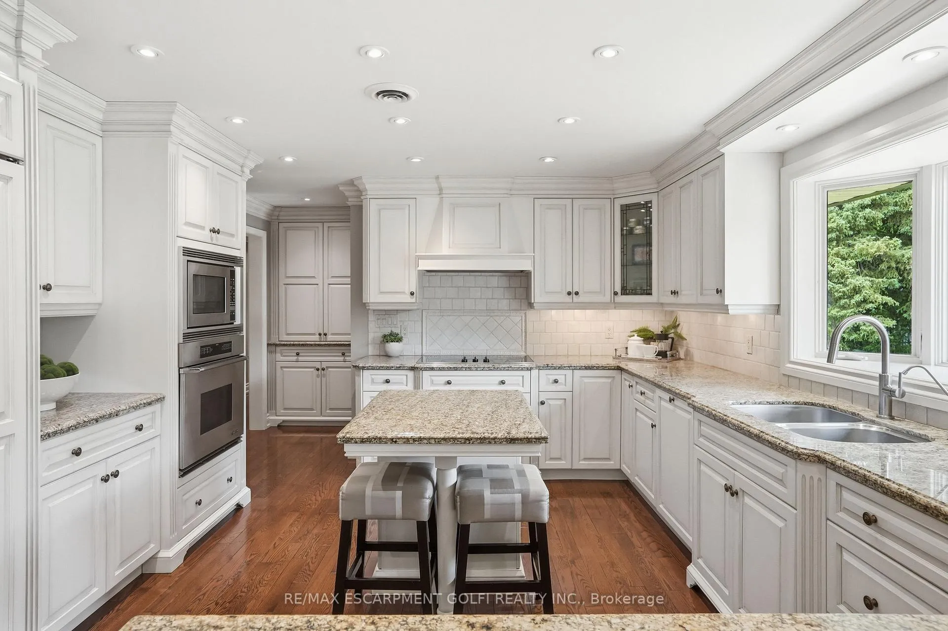 Photo 6 of 5 Maple Avenue, Hamilton, Greensville — HOMEH