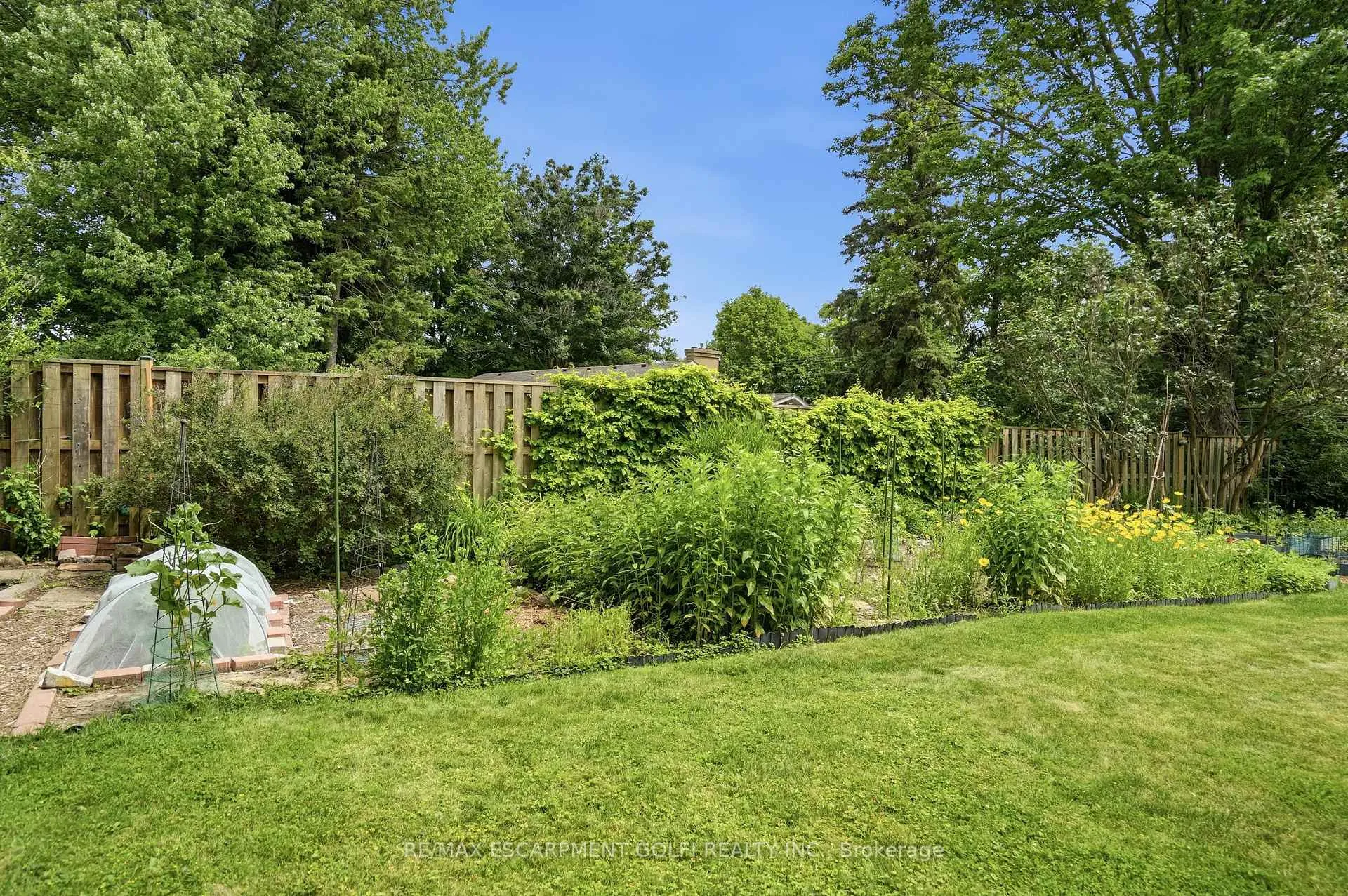 Photo 41 of 5 Maple Avenue, Hamilton, Greensville — HOMEH
