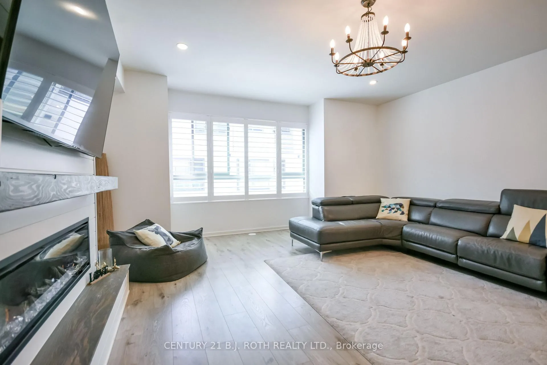 Photo 1 of Unit 64, 369 Essa Road, Barrie, Holly — HOMEH