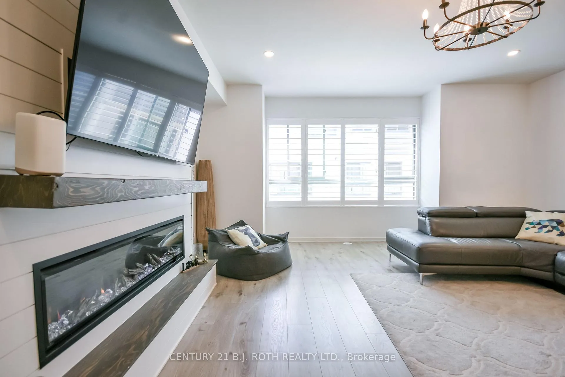 Photo 6 of Unit 64, 369 Essa Road, Barrie, Holly — HOMEH