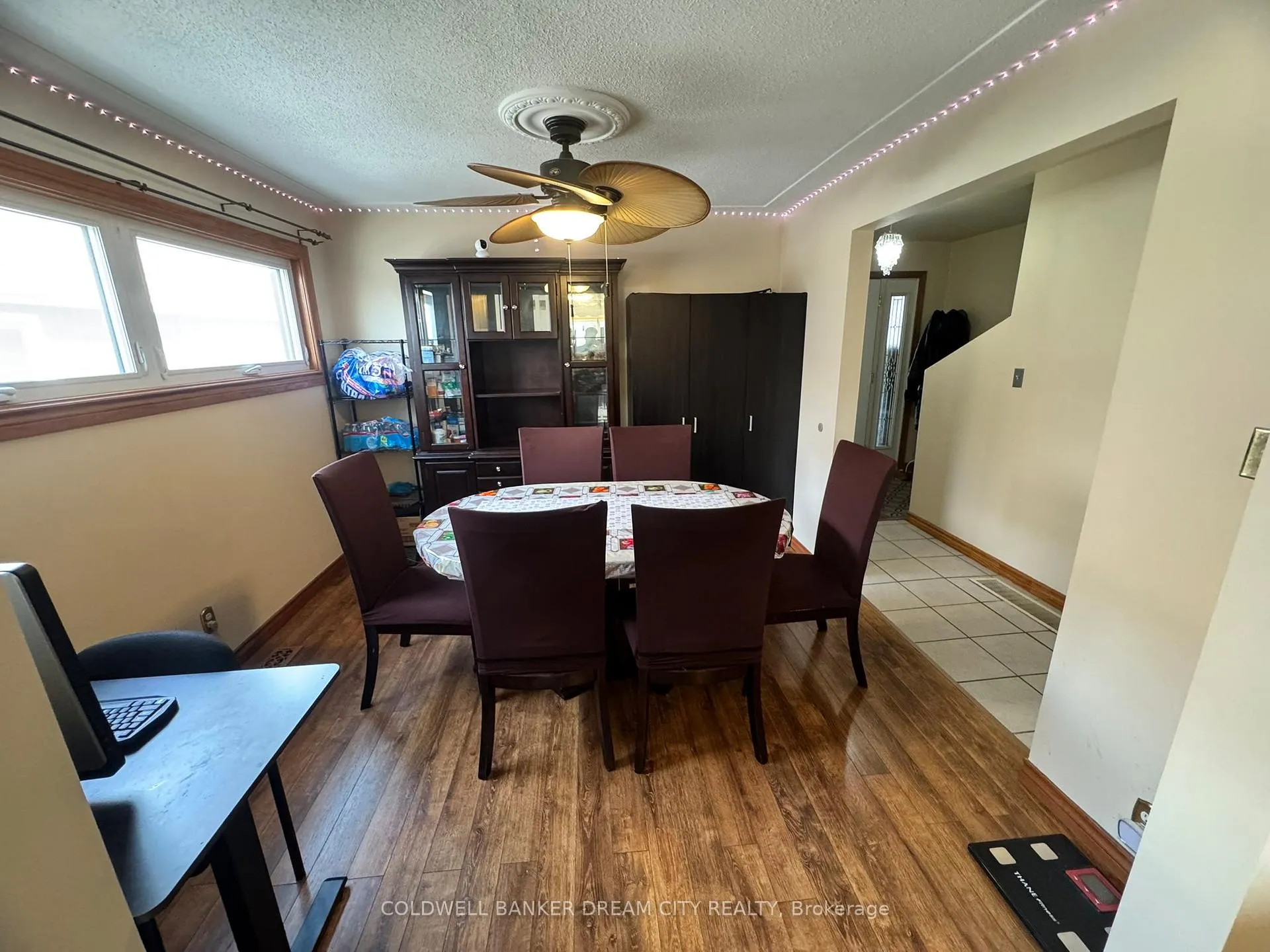 Photo 11 of 39 Reid Avenue N, Hamilton, McQuesten — HOMEH
