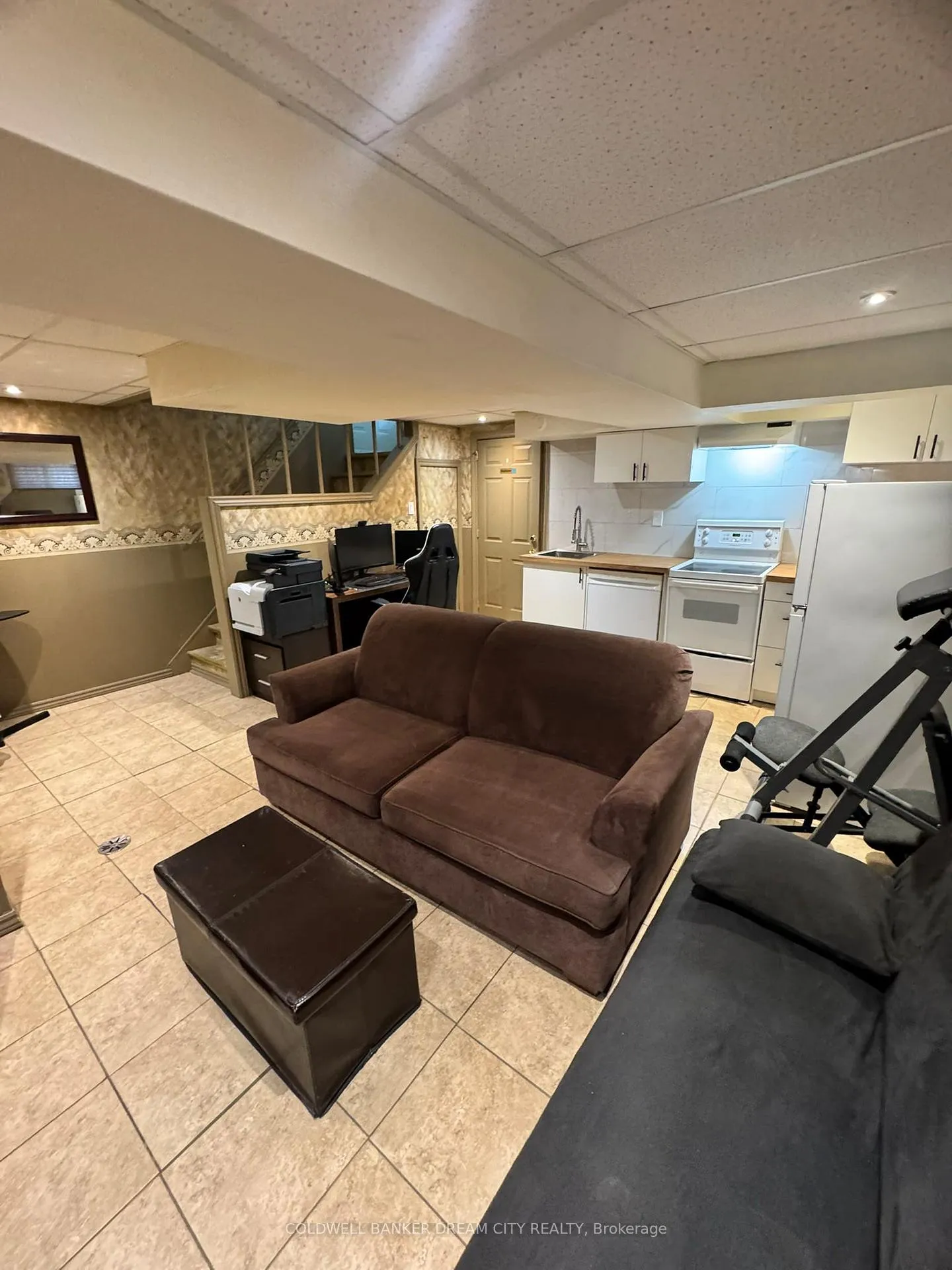 Photo 33 of 39 Reid Avenue N, Hamilton, McQuesten — HOMEH