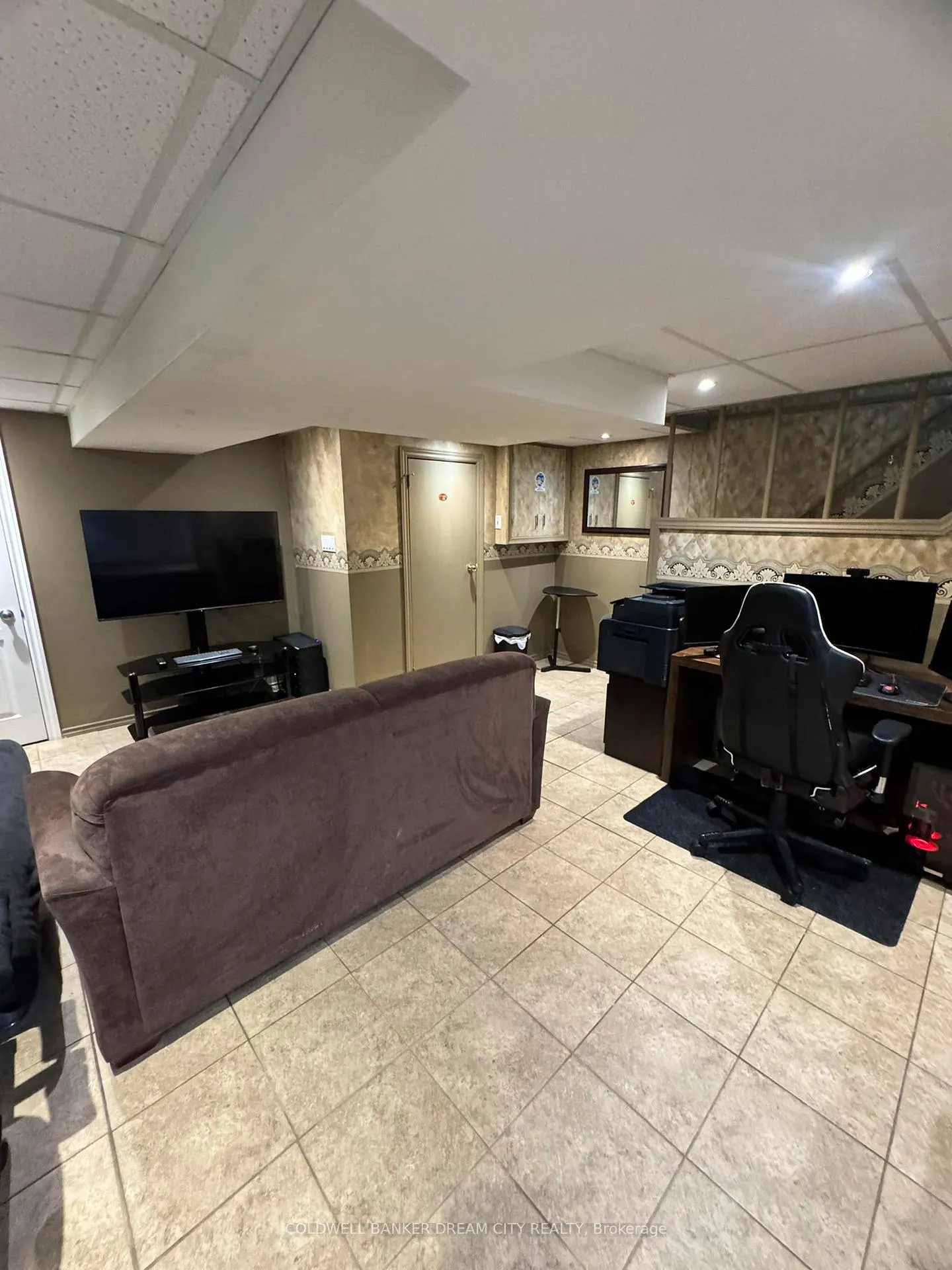 Photo 34 of 39 Reid Avenue N, Hamilton, McQuesten — HOMEH