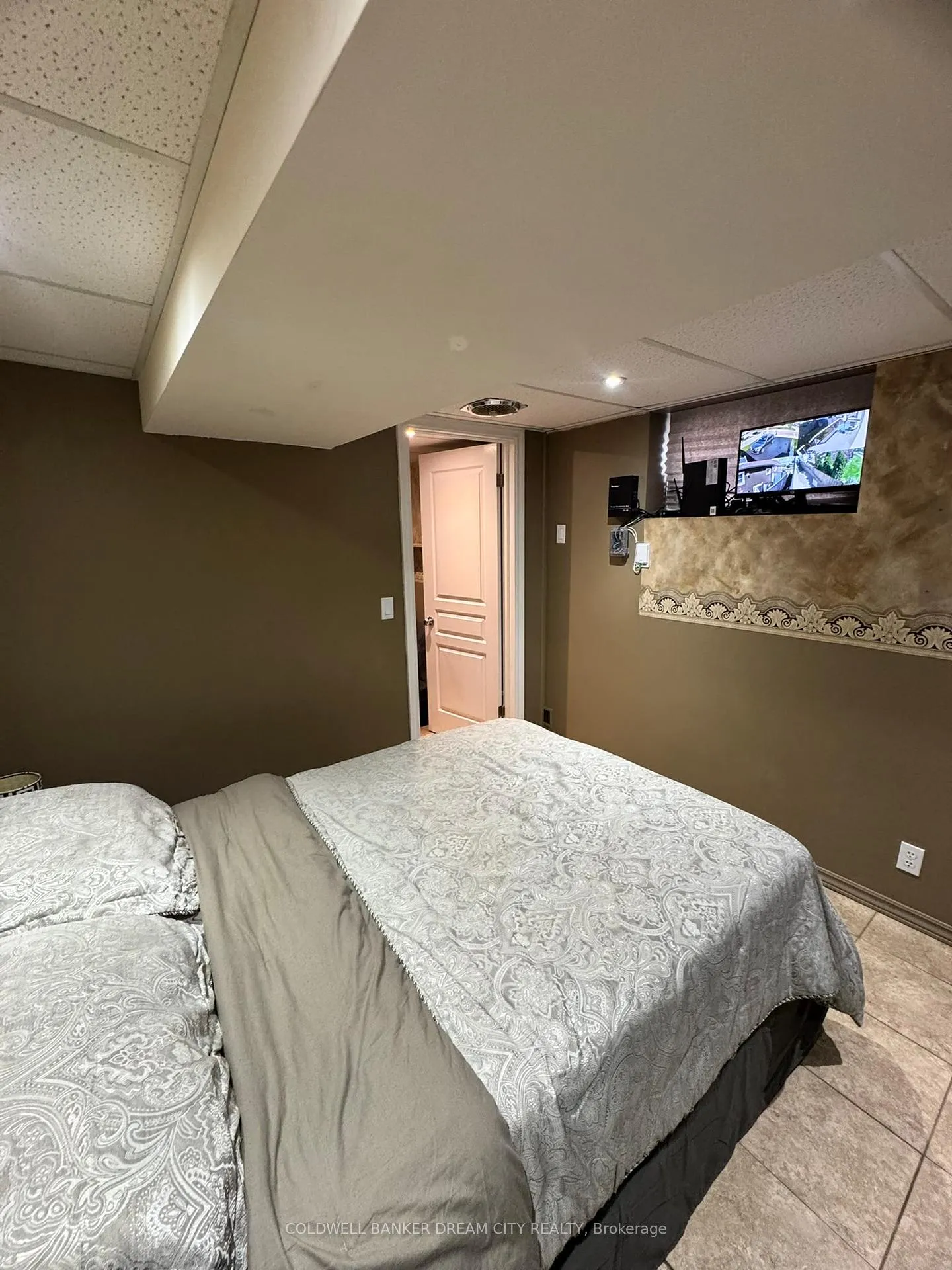 Photo 38 of 39 Reid Avenue N, Hamilton, McQuesten — HOMEH