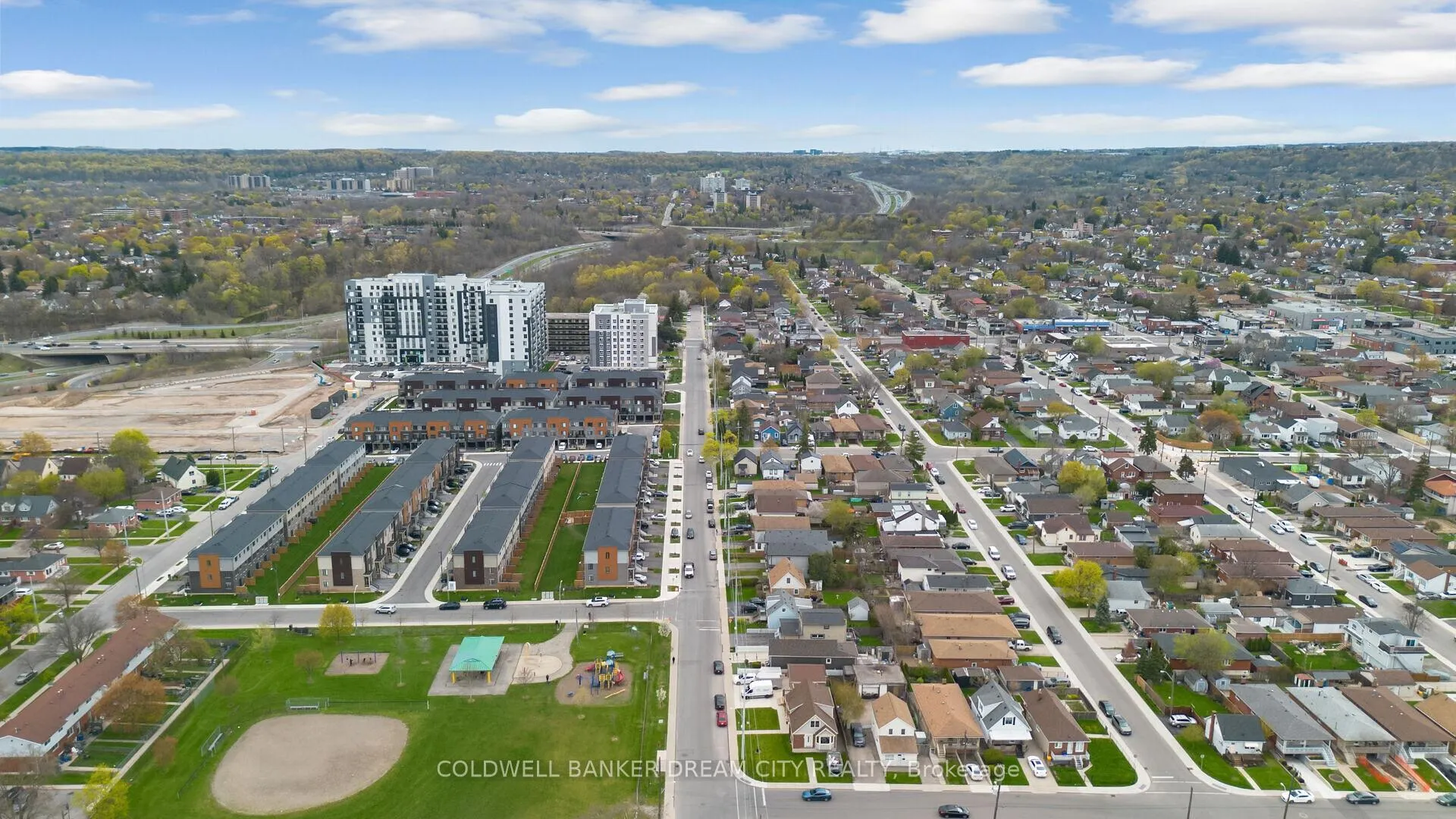 Photo 46 of 39 Reid Avenue N, Hamilton, McQuesten — HOMEH