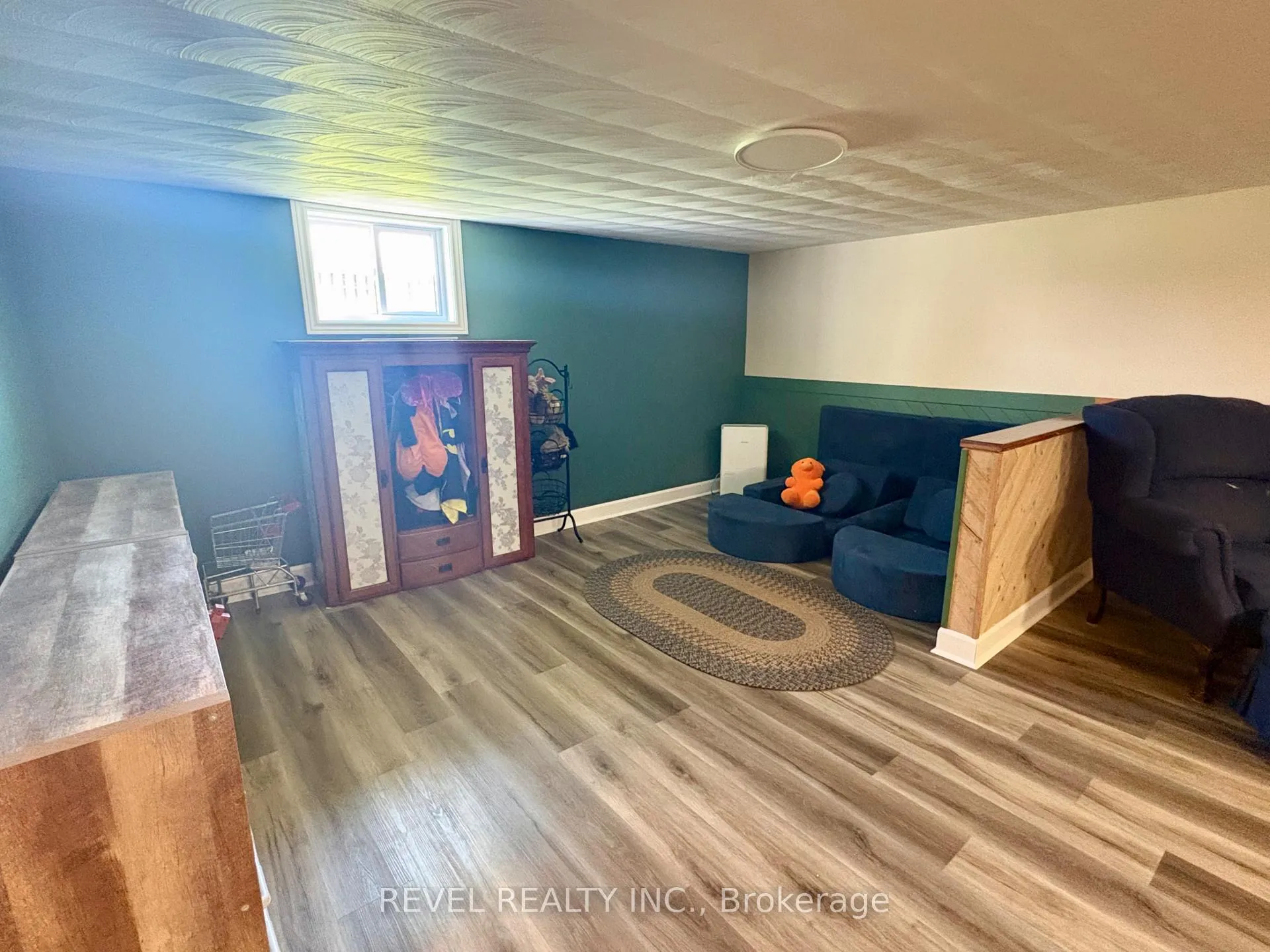 Photo 26 of 333 Tenth Avenue, Cochrane — HOMEH