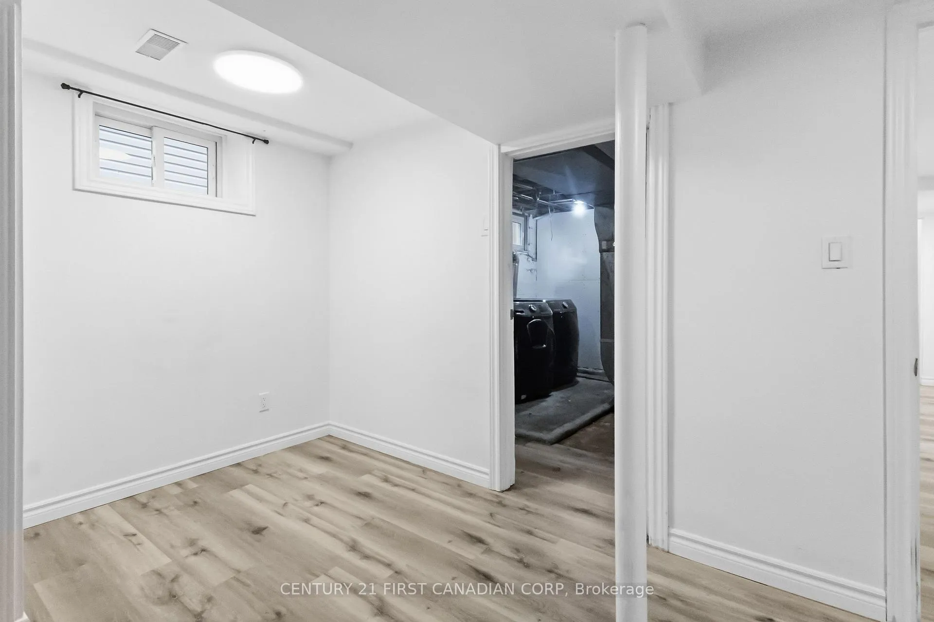 Photo 30 of 215 Bernard Avenue, London, East B — HOMEH