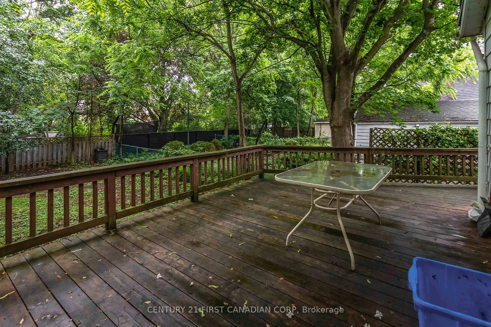 Photo 31 of 215 Bernard Avenue, London, East B — HOMEH