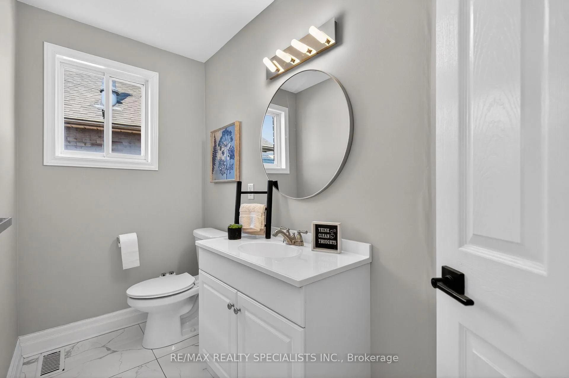 Photo 27 of 19 Sidney Crescent, Hamilton, Stoney Creek Mountain — HOMEH