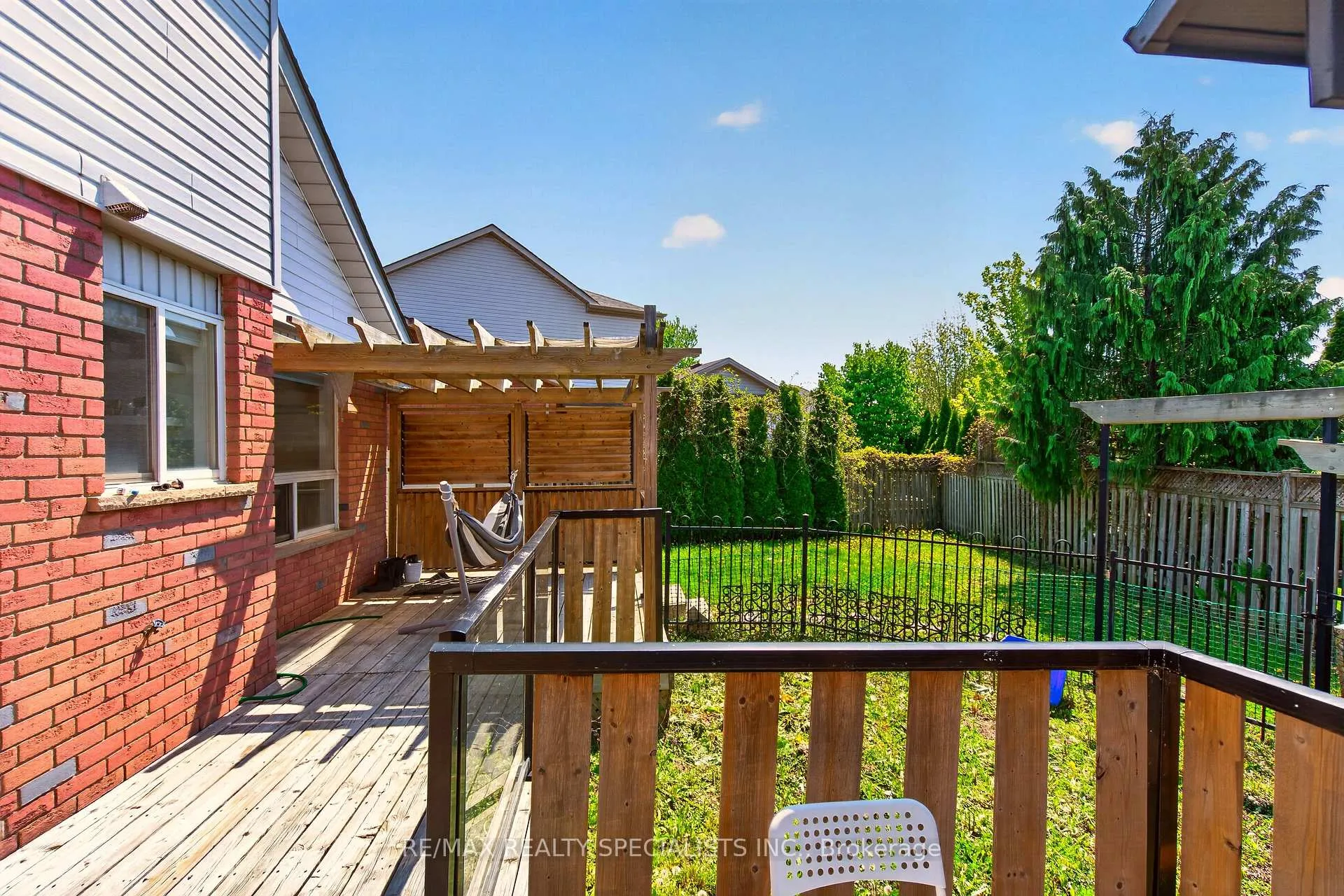 Photo 36 of 19 Sidney Crescent, Hamilton, Stoney Creek Mountain — HOMEH