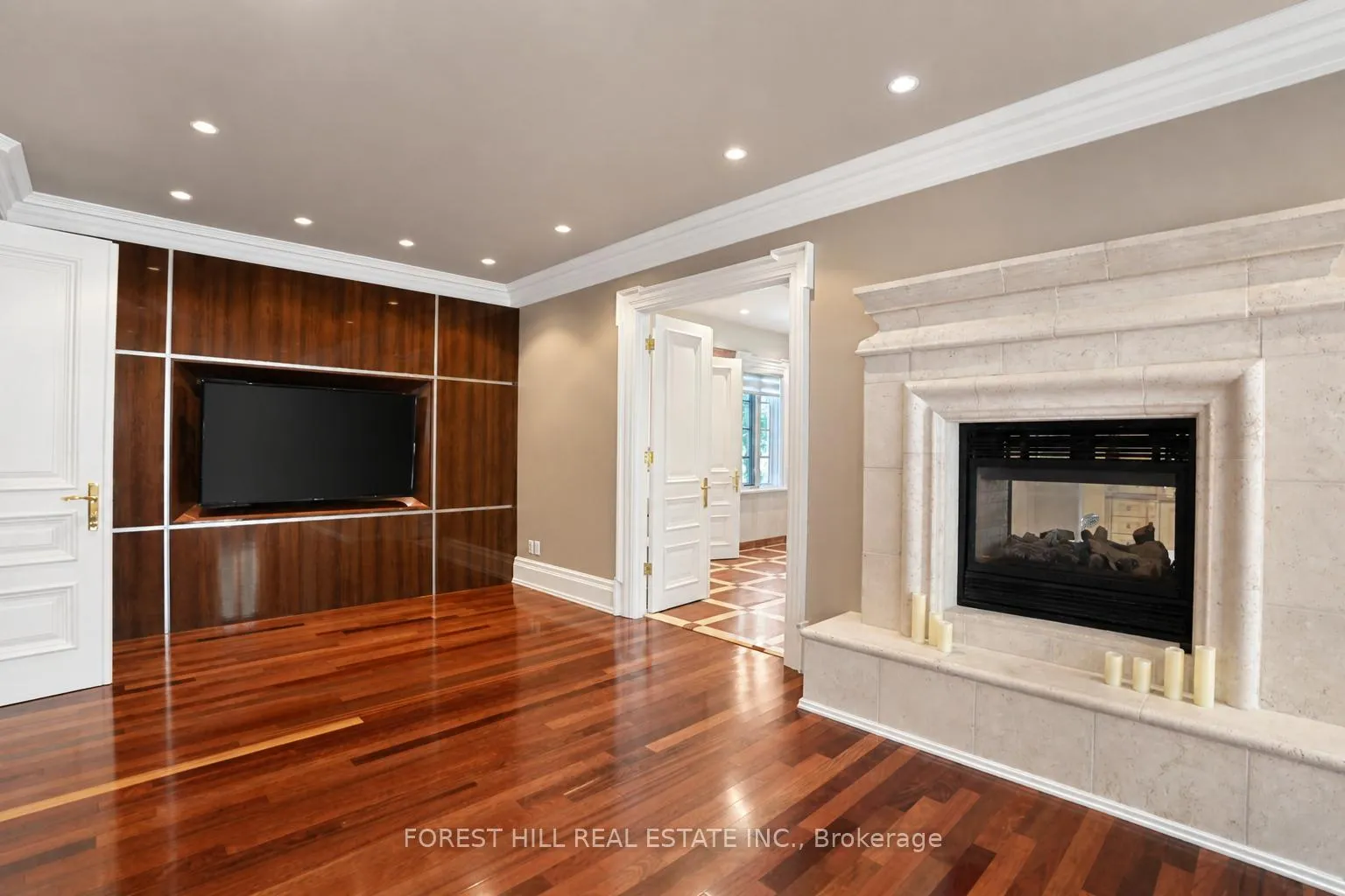 Photo 21 of 160 Renaissance Court, Vaughan, Beverley Glen — HOMEH