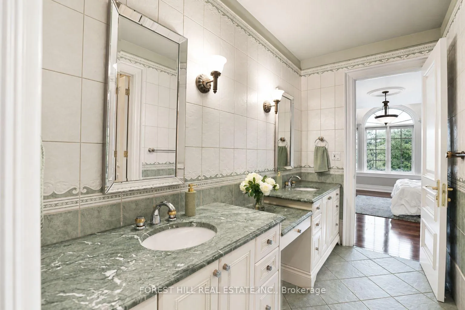 Photo 31 of 160 Renaissance Court, Vaughan, Beverley Glen — HOMEH