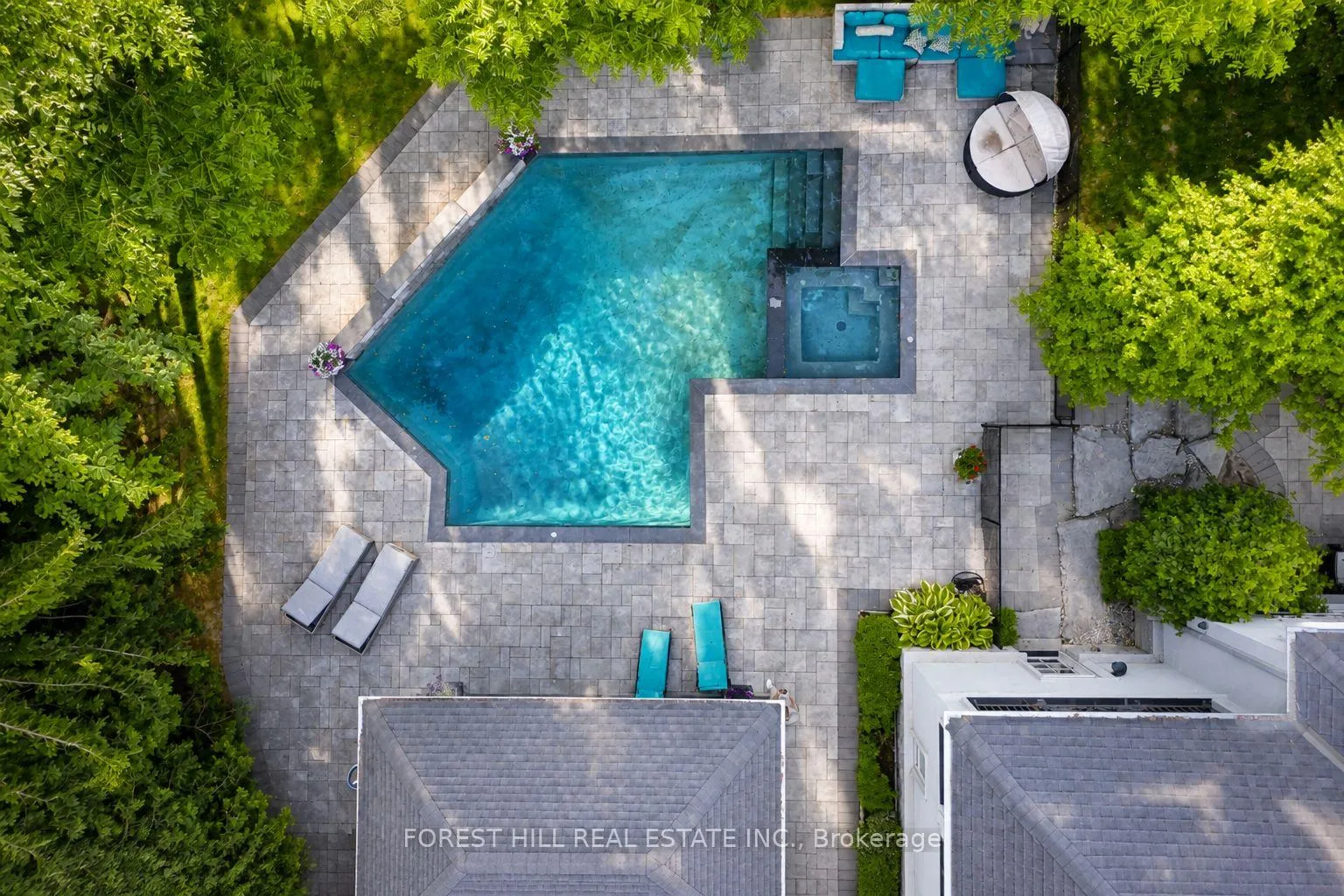 Photo 48 of 160 Renaissance Court, Vaughan, Beverley Glen — HOMEH