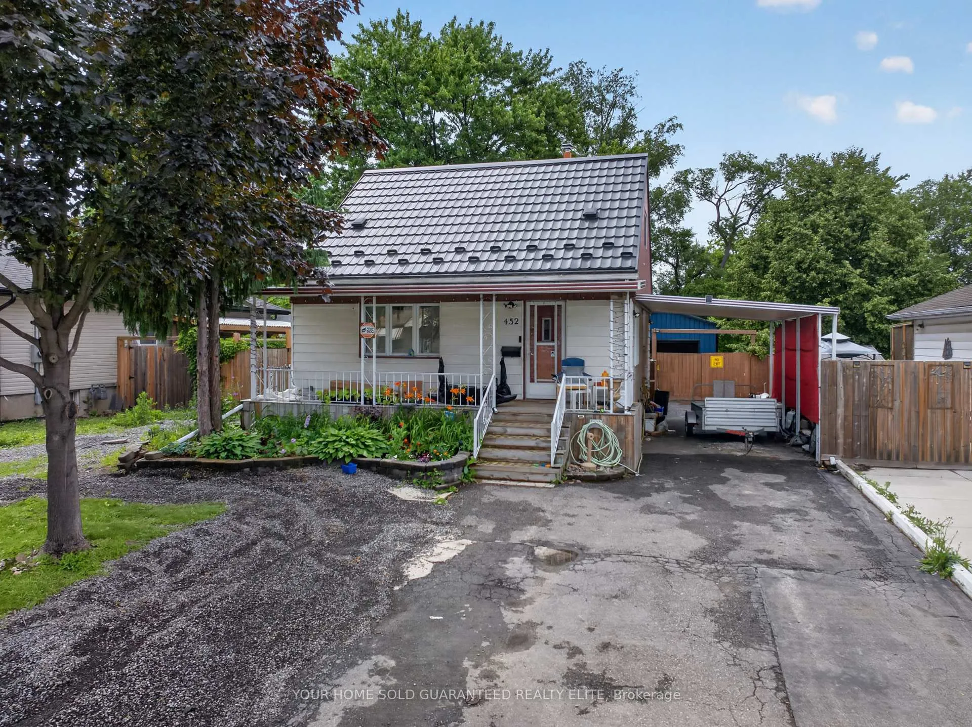 Photo 1 of 452 East 38th Street, Hamilton, Macassa — HOMEH