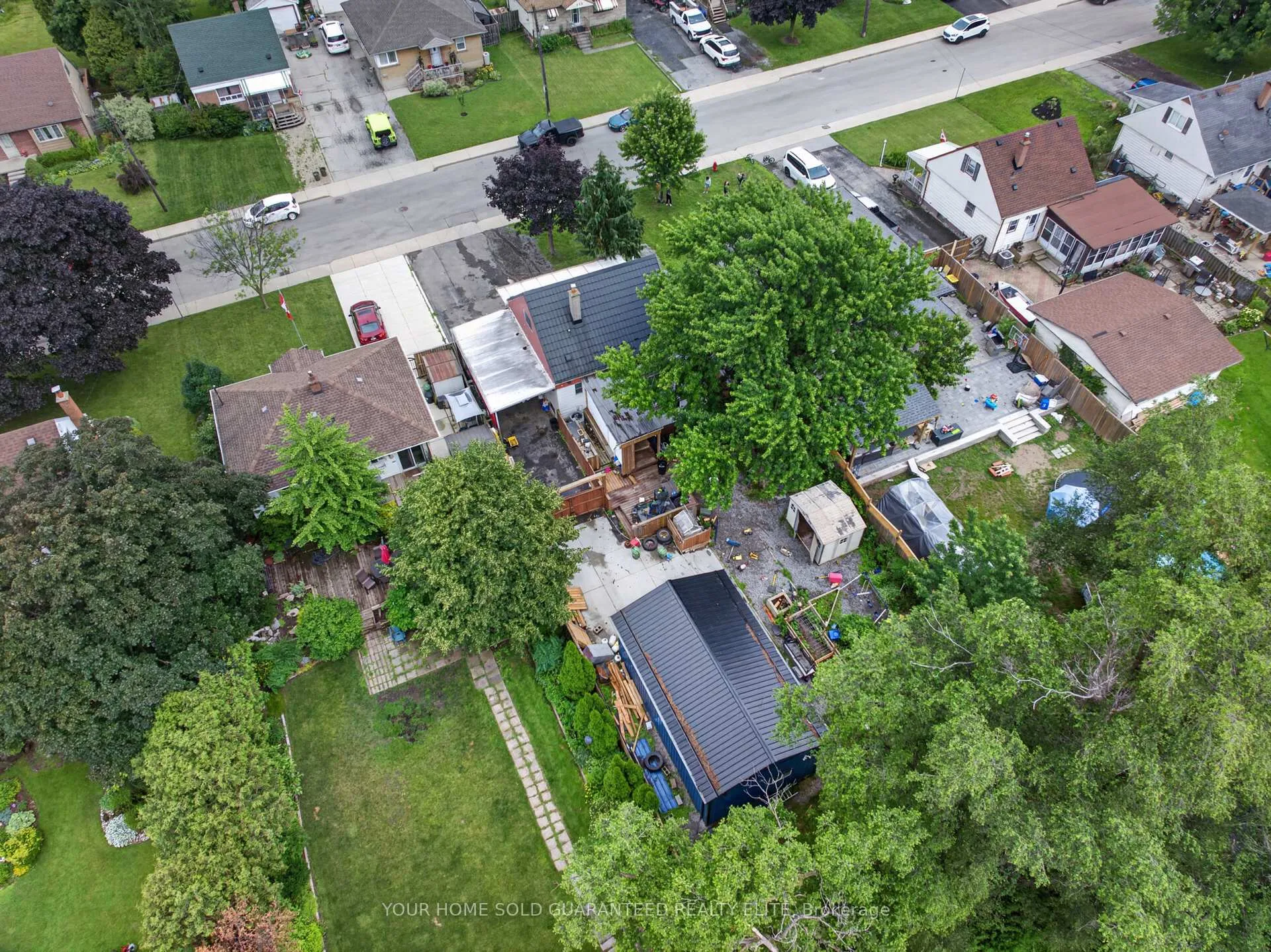Photo 2 of 452 East 38th Street, Hamilton, Macassa — HOMEH