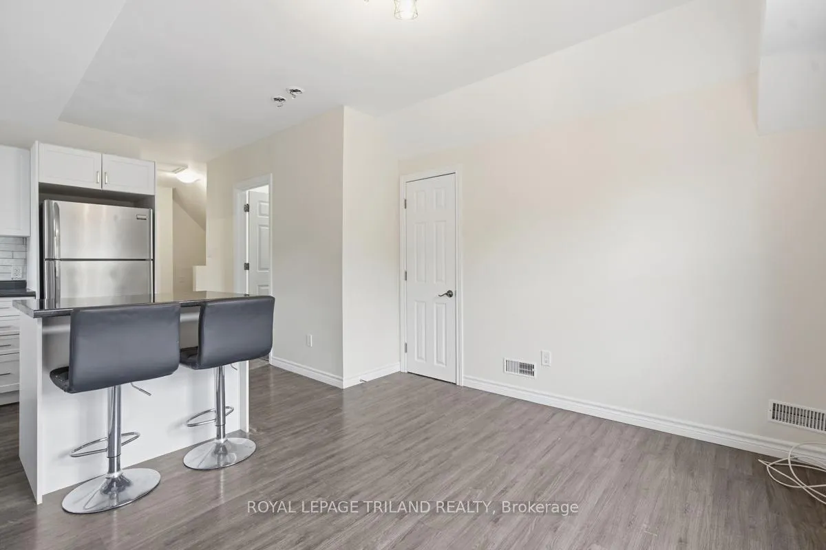Photo 7 of Unit 2, 876 Van Street, London, East L — HOMEH