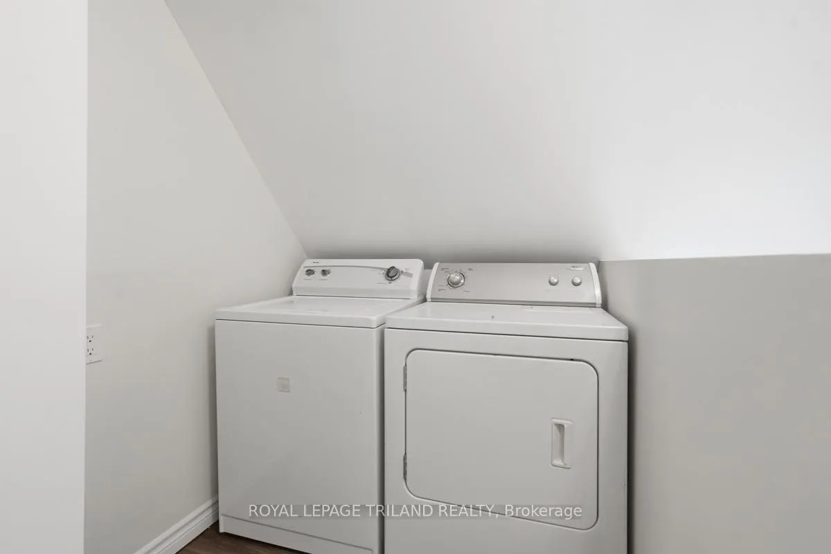 Photo 16 of Unit 2, 876 Van Street, London, East L — HOMEH