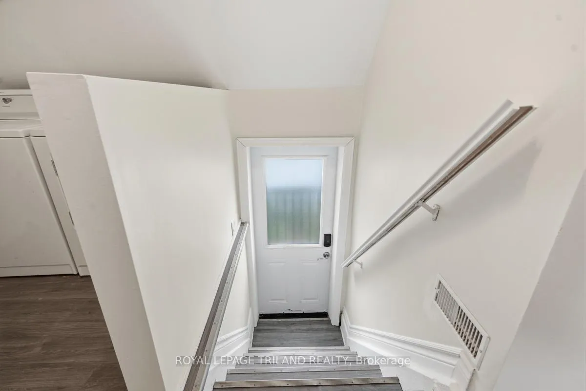 Photo 19 of Unit 2, 876 Van Street, London, East L — HOMEH