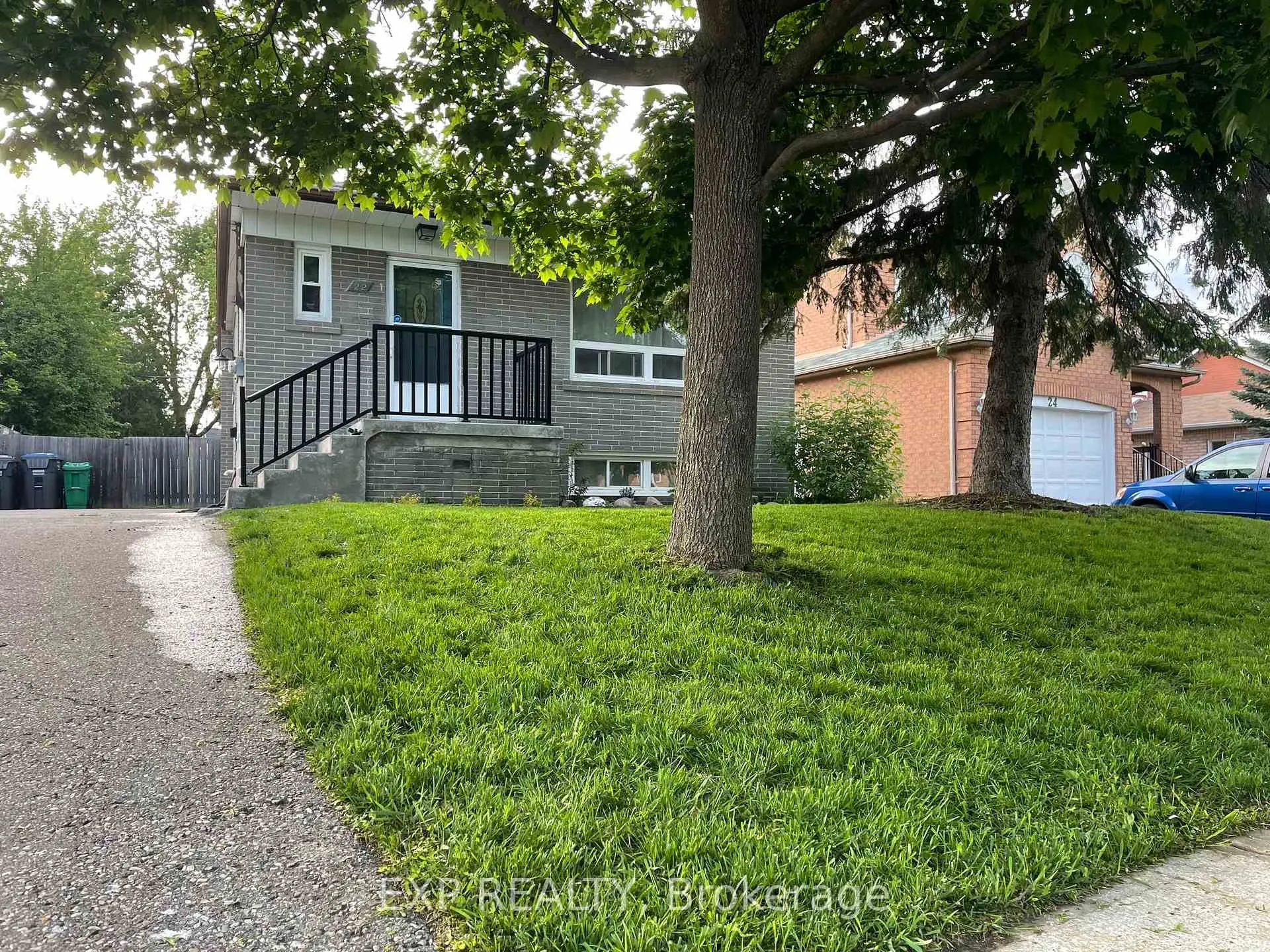 Photo 1 of Unit Basement, 22 Braemore Road, Brampton, Brampton West — HOMEH