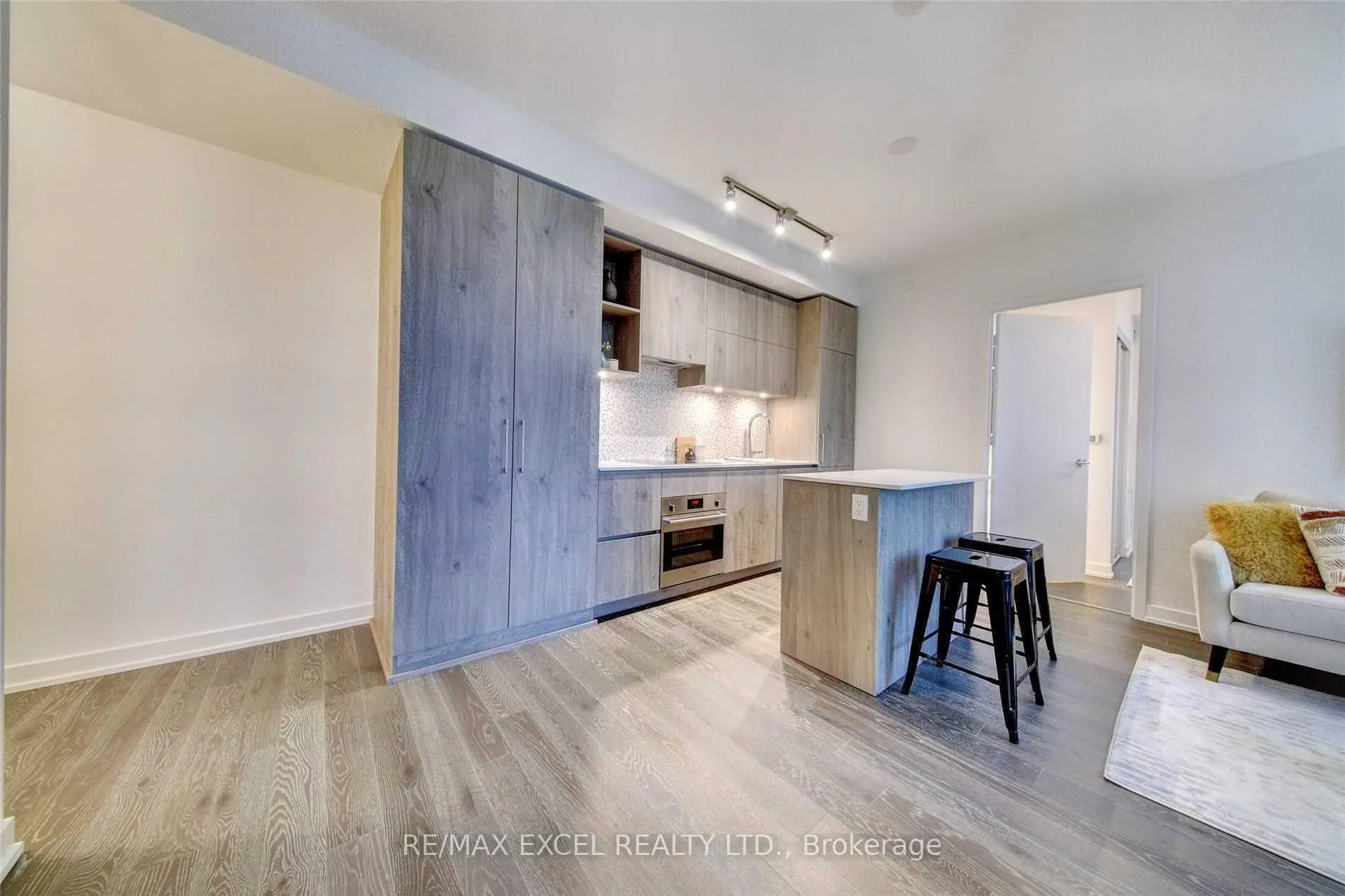 Photo 13 of Unit 3402, 1 Yorkville Avenue, Toronto, The Annex — HOMEH