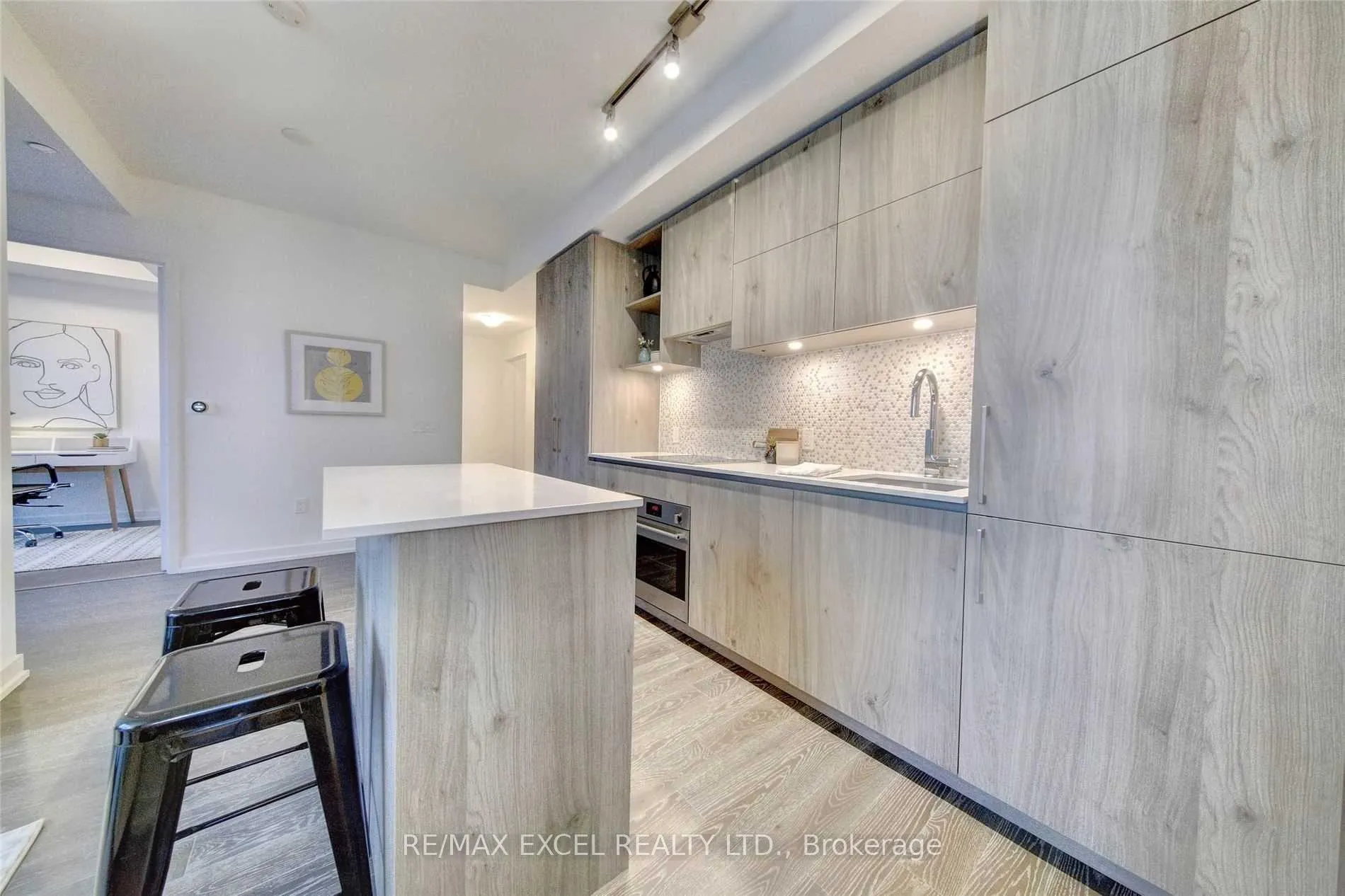 Photo 14 of Unit 3402, 1 Yorkville Avenue, Toronto, The Annex — HOMEH
