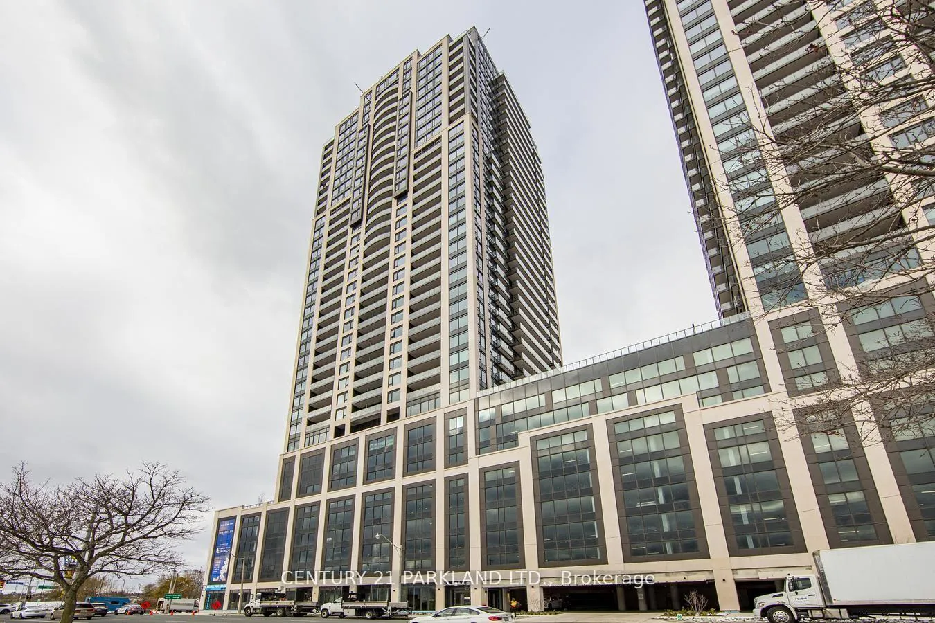 Front of Unit 2802, 1928 Lake Shore Boulevard W