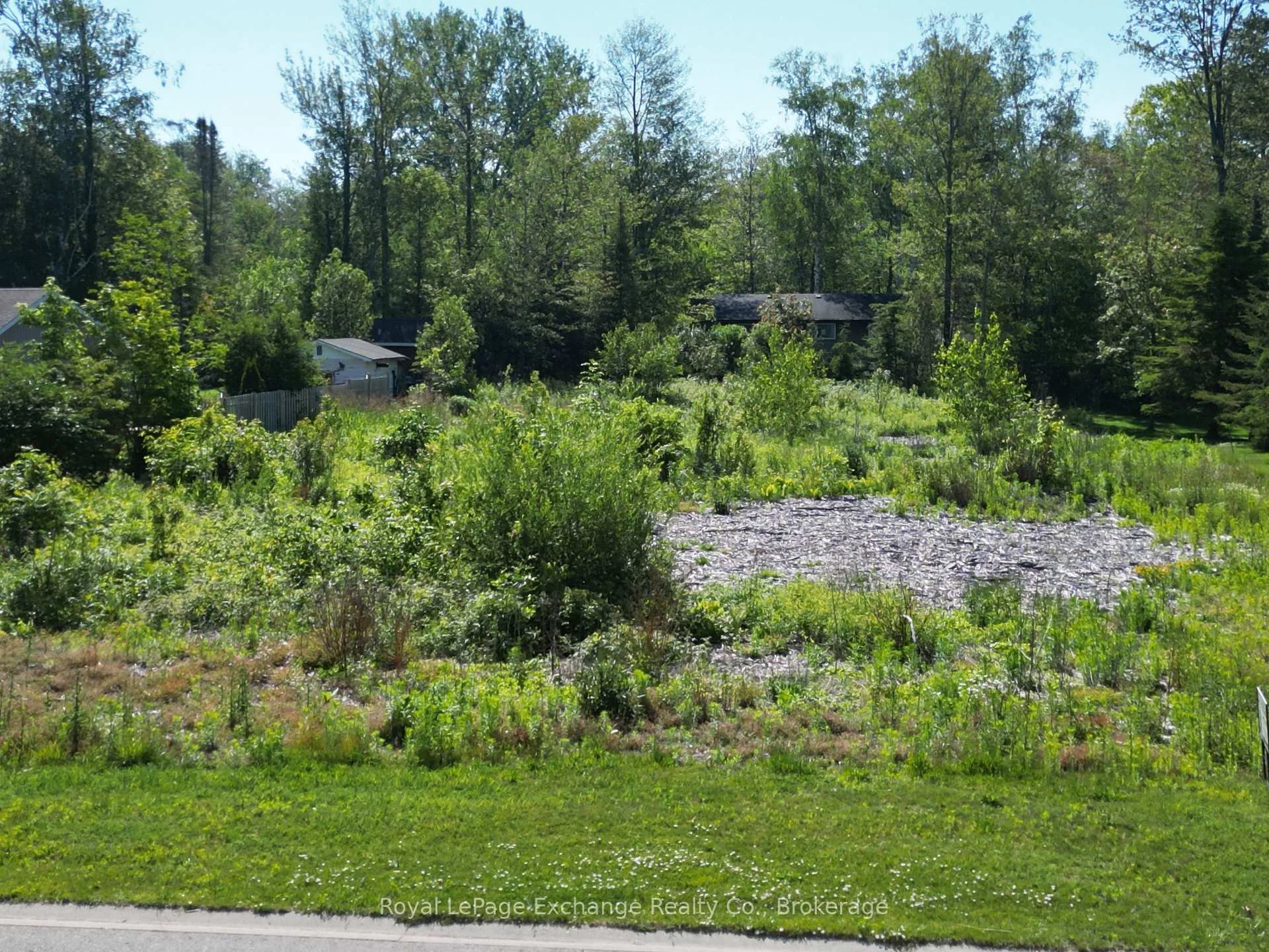Photo 2 of 284 Huron Road, Huron-Kinloss — HOMEH