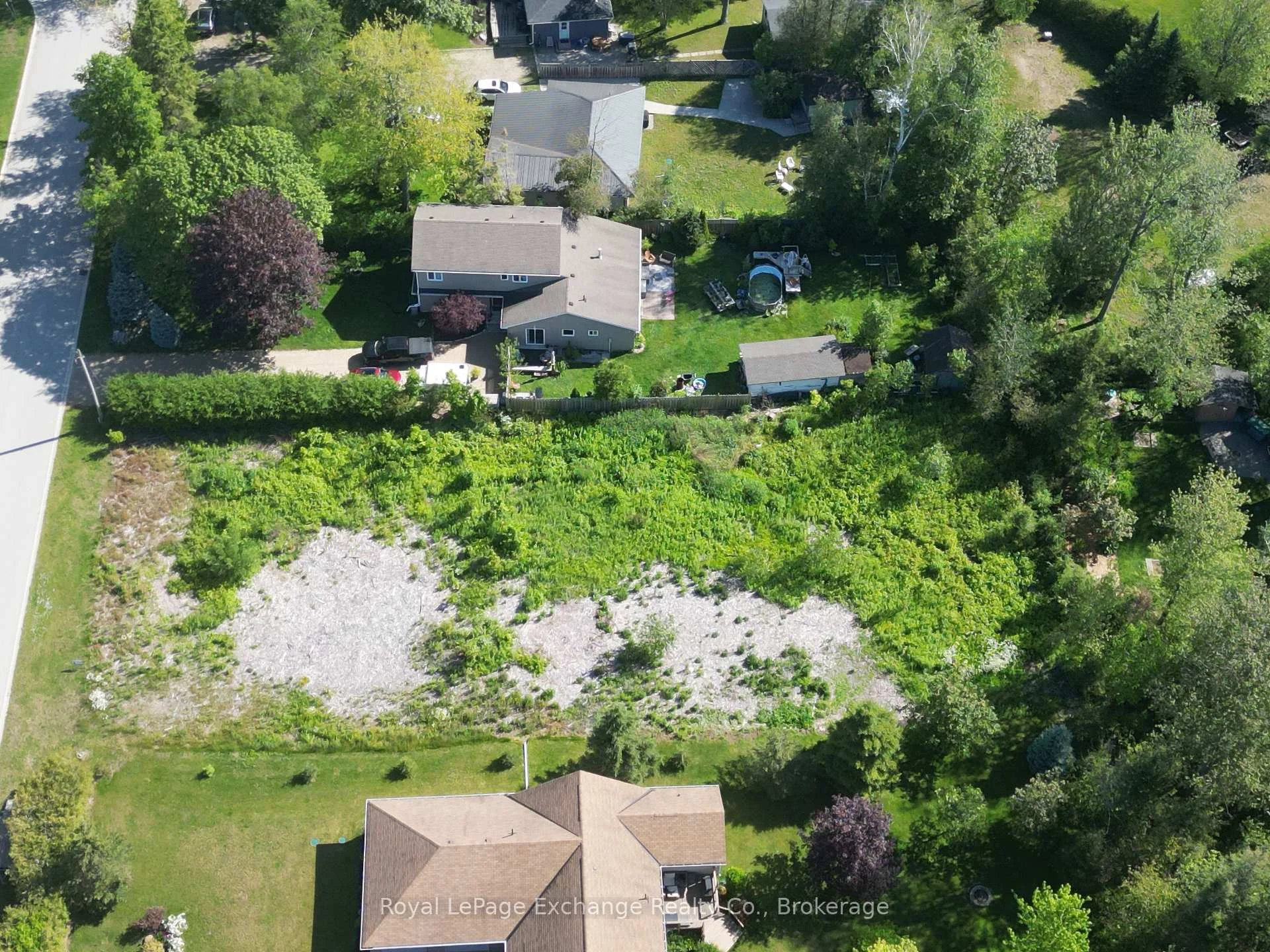 Photo 4 of 284 Huron Road, Huron-Kinloss — HOMEH