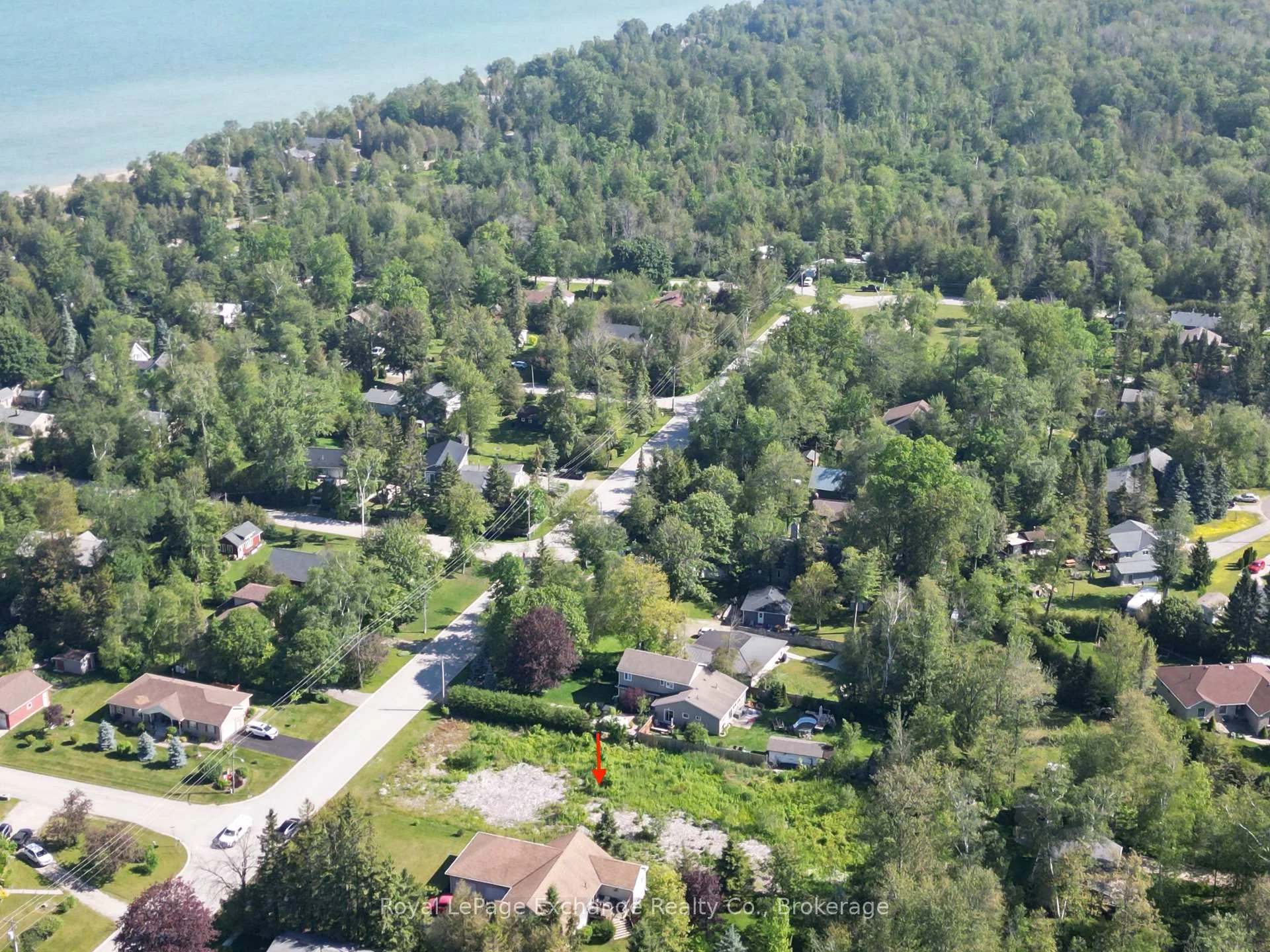 Photo 7 of 284 Huron Road, Huron-Kinloss — HOMEH
