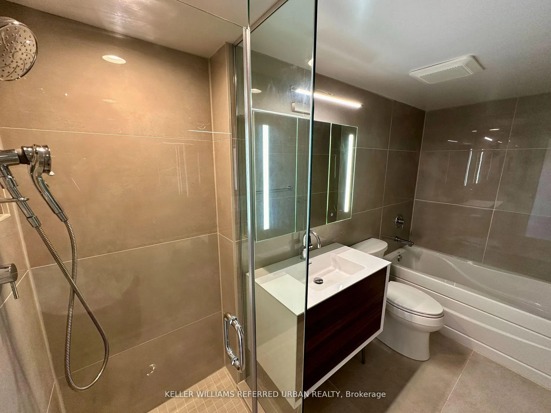 Photo 14 of Unit 705, 80 Cumberland Street, Toronto, The Annex — HOMEH