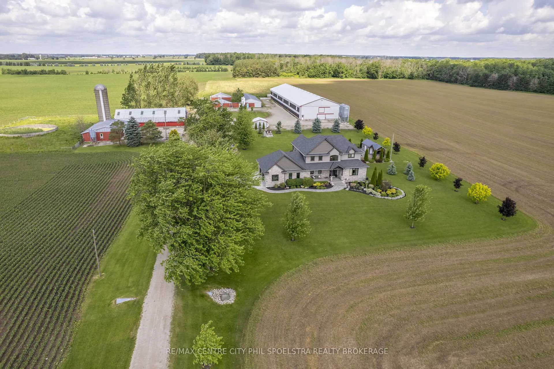 Photo 1 of 6928 Wellington Road 10, Mapleton, Rural Mapleton — HOMEH