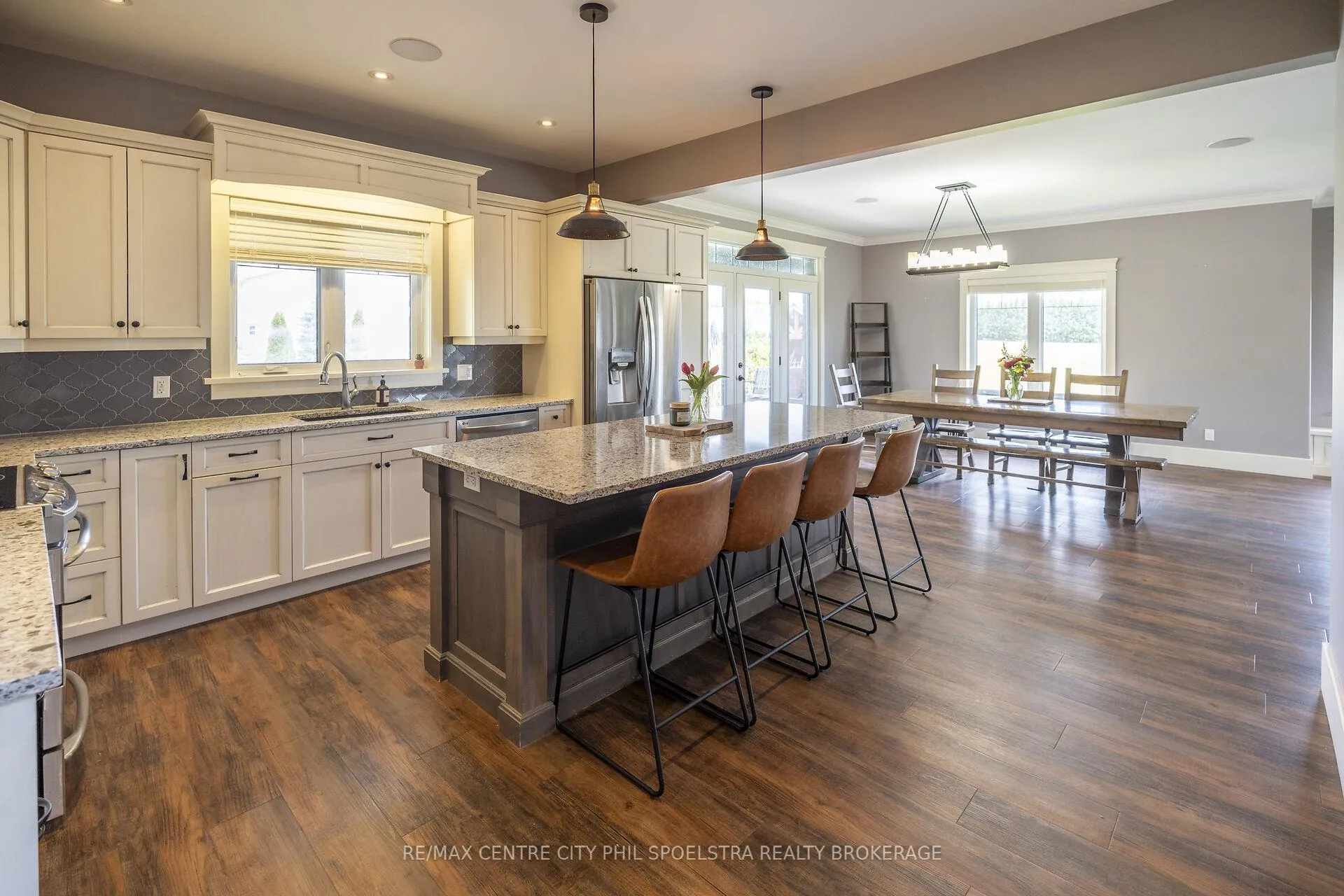 Photo 24 of 6928 Wellington Road 10, Mapleton, Rural Mapleton — HOMEH
