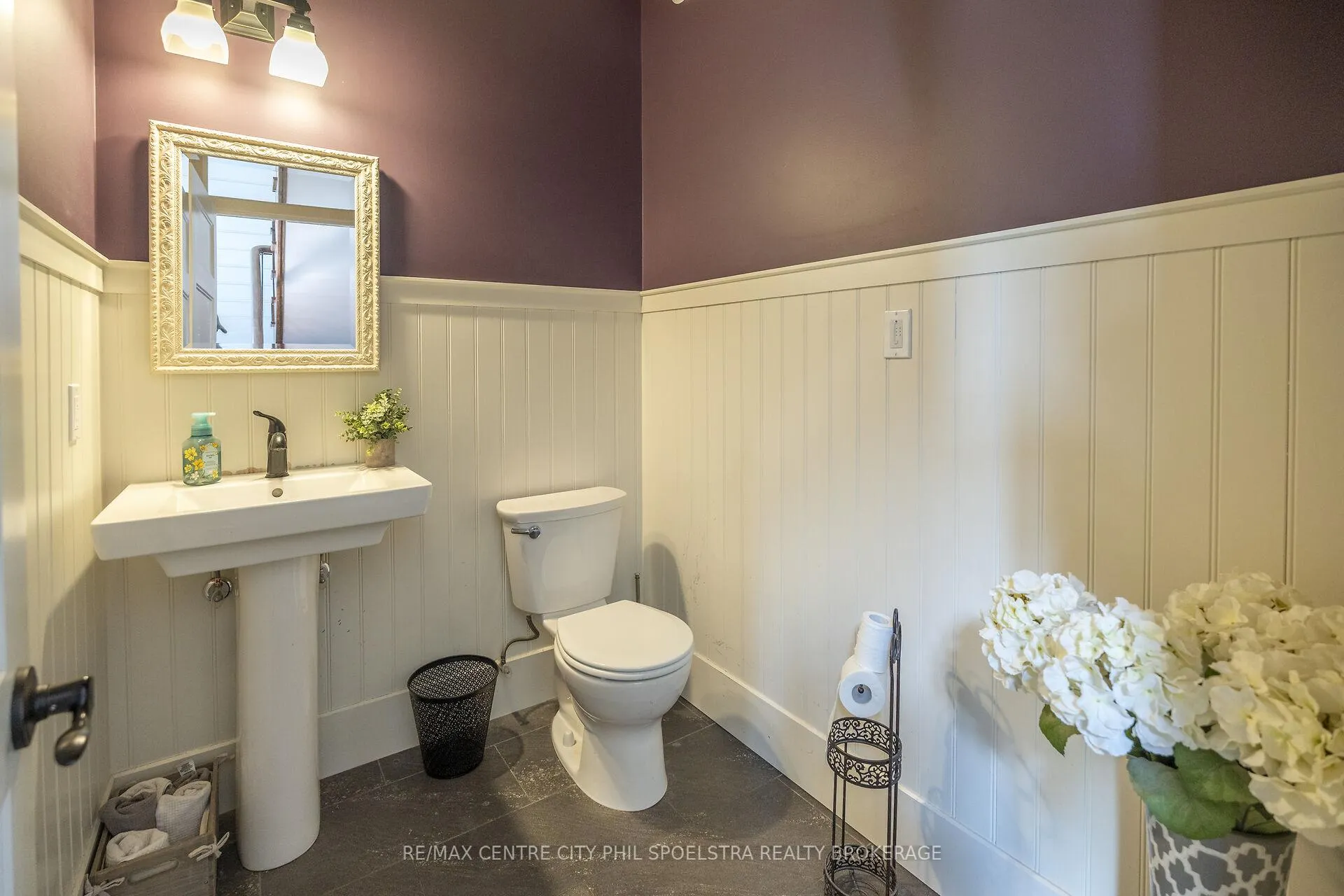 Photo 27 of 6928 Wellington Road 10, Mapleton, Rural Mapleton — HOMEH