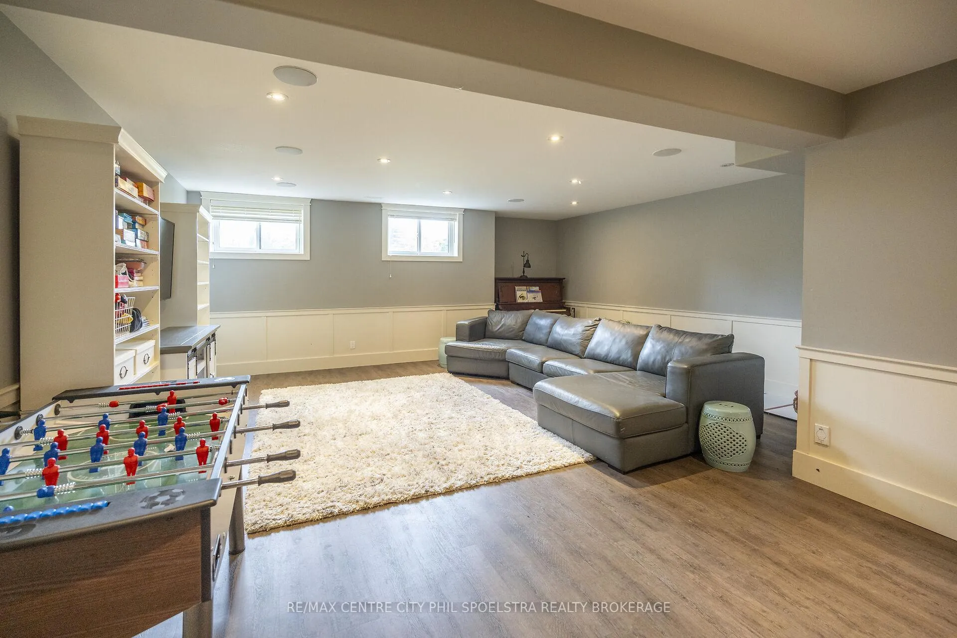 Photo 35 of 6928 Wellington Road 10, Mapleton, Rural Mapleton — HOMEH