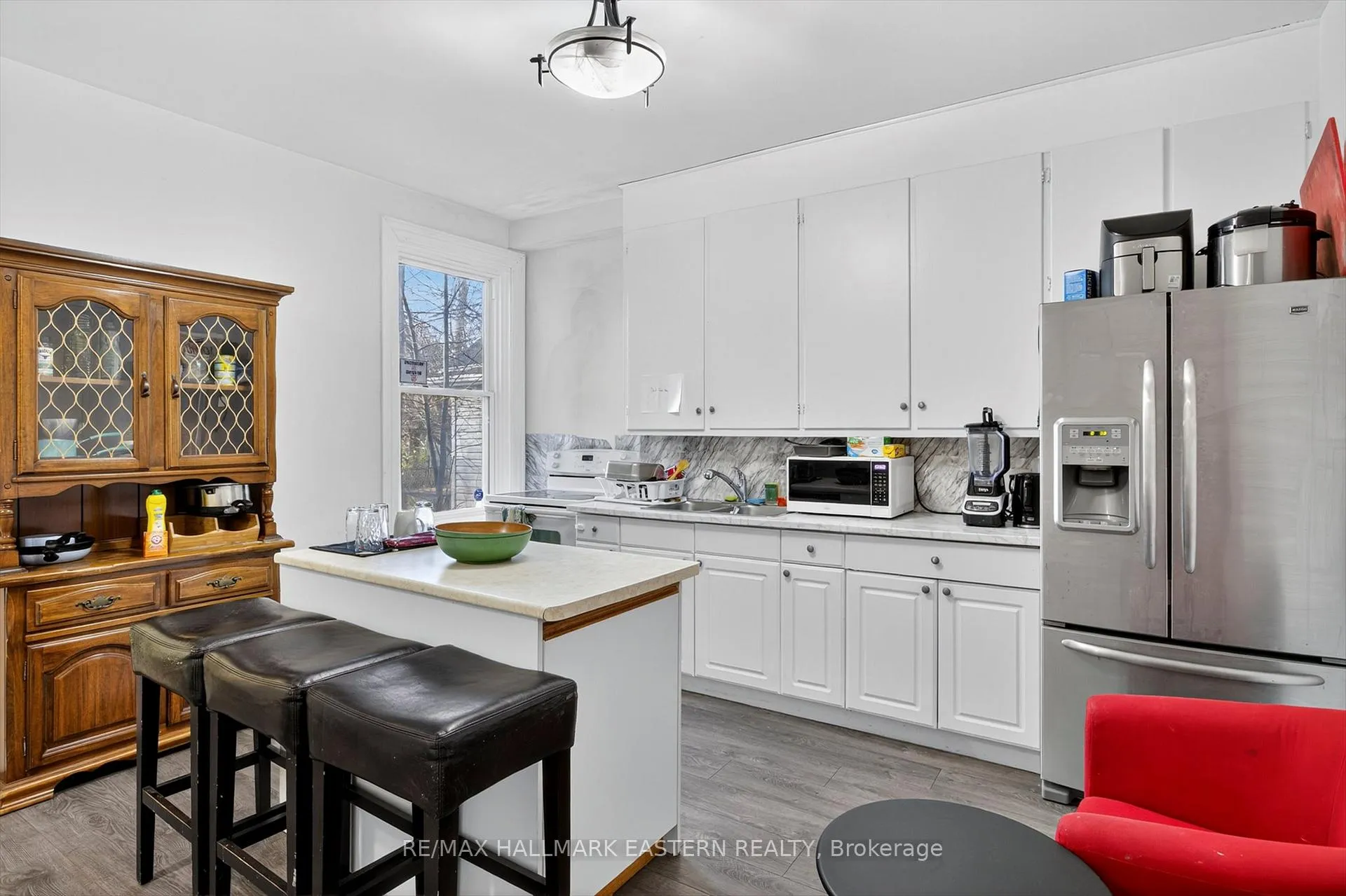 Photo 3 of 271 Thomas Street, Peterborough, Town Ward 3 — HOMEH