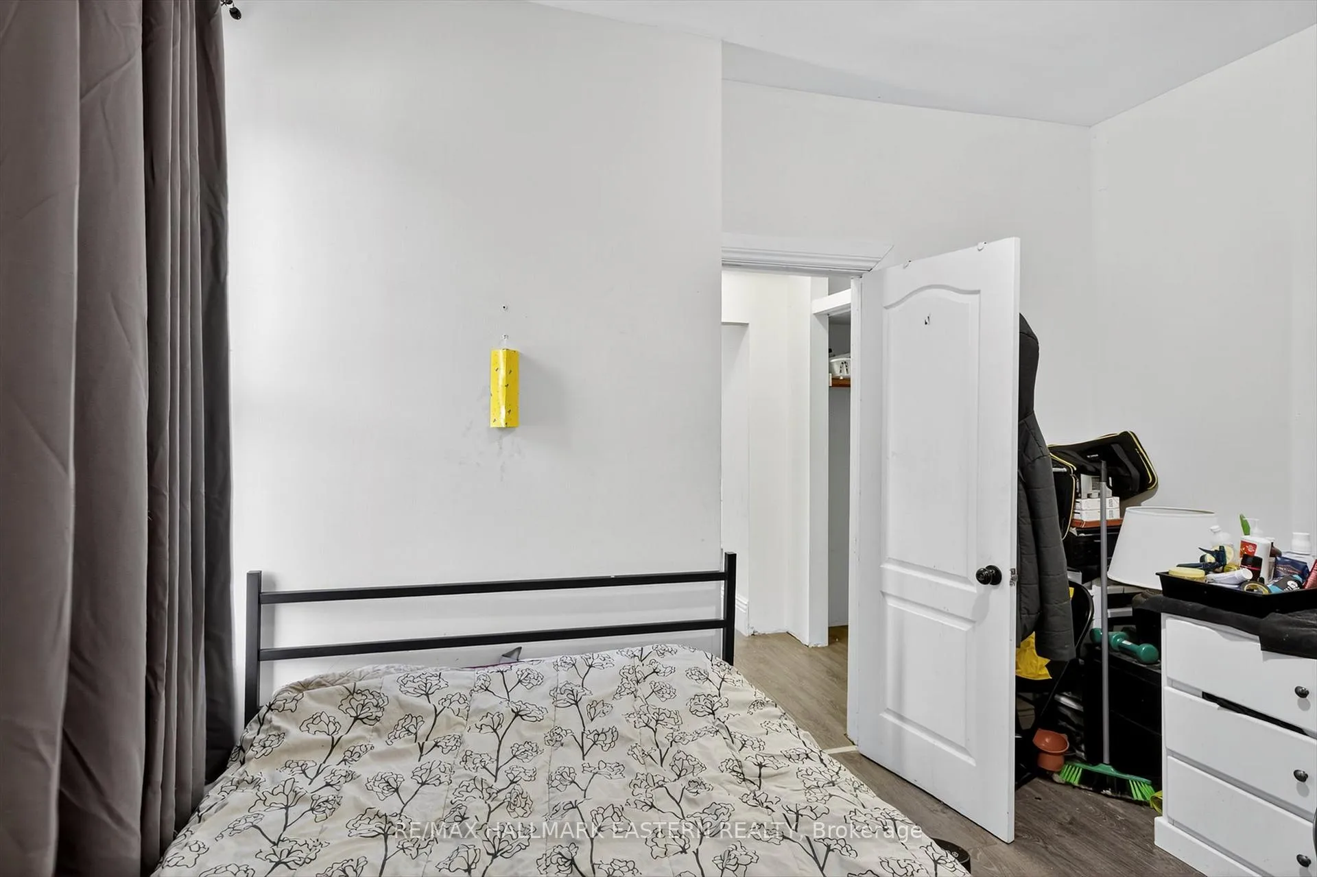 Photo 9 of 271 Thomas Street, Peterborough, Town Ward 3 — HOMEH