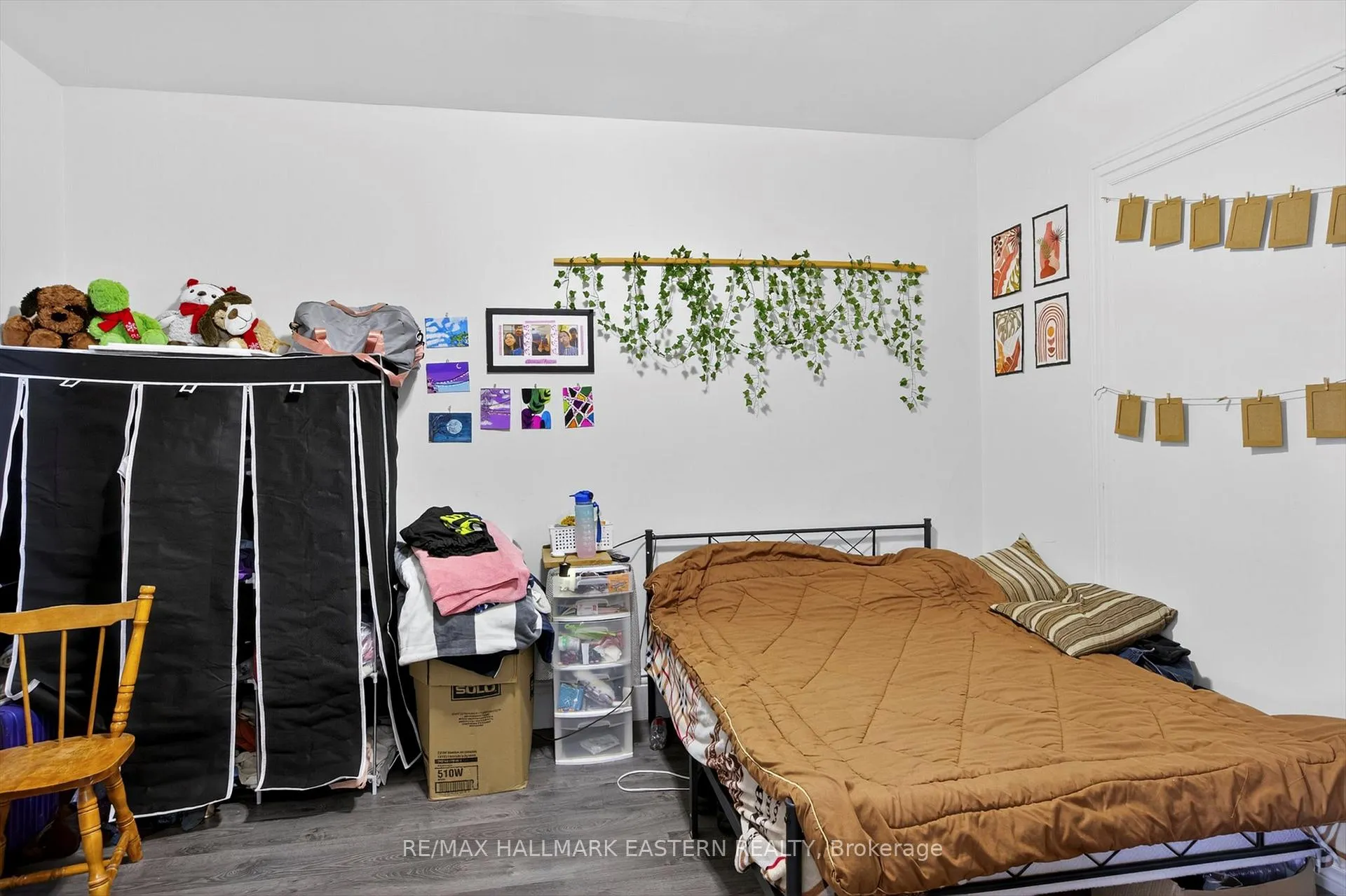 Photo 16 of 271 Thomas Street, Peterborough, Town Ward 3 — HOMEH